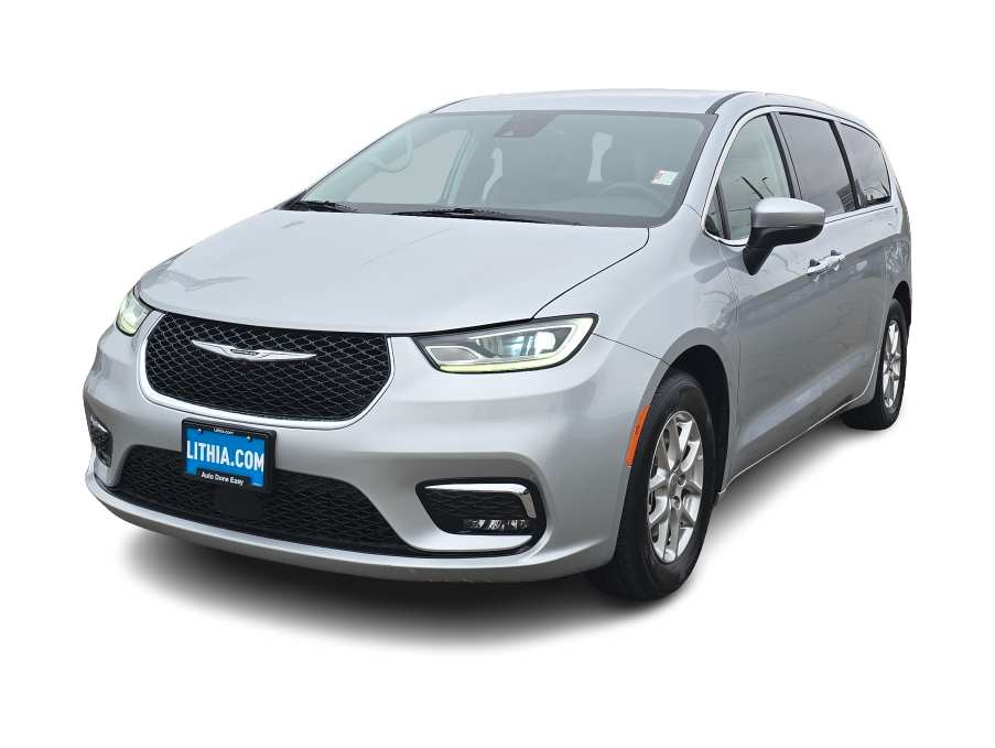 Thumbnail: 2023 Chrysler Pacifica - 1