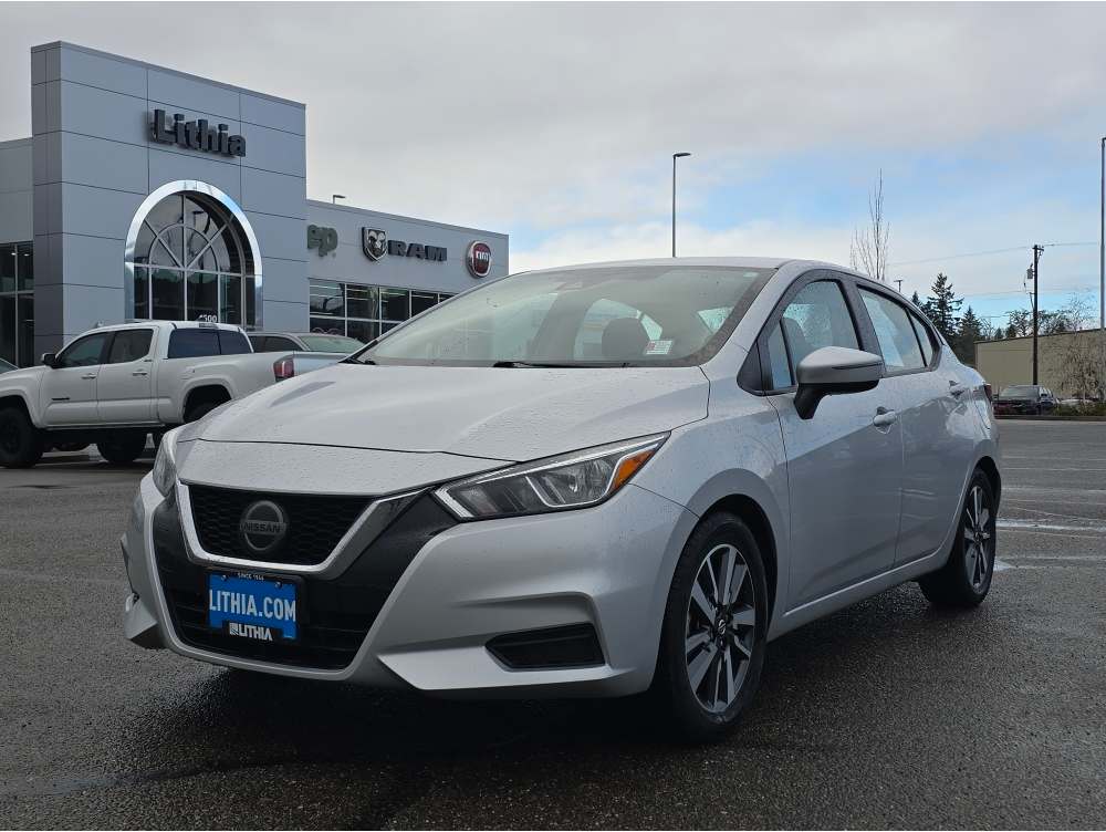 2021 Nissan Versa Sedan SV's photo