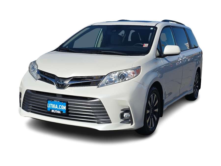 Thumbnail: 2019 Toyota Sienna - 1