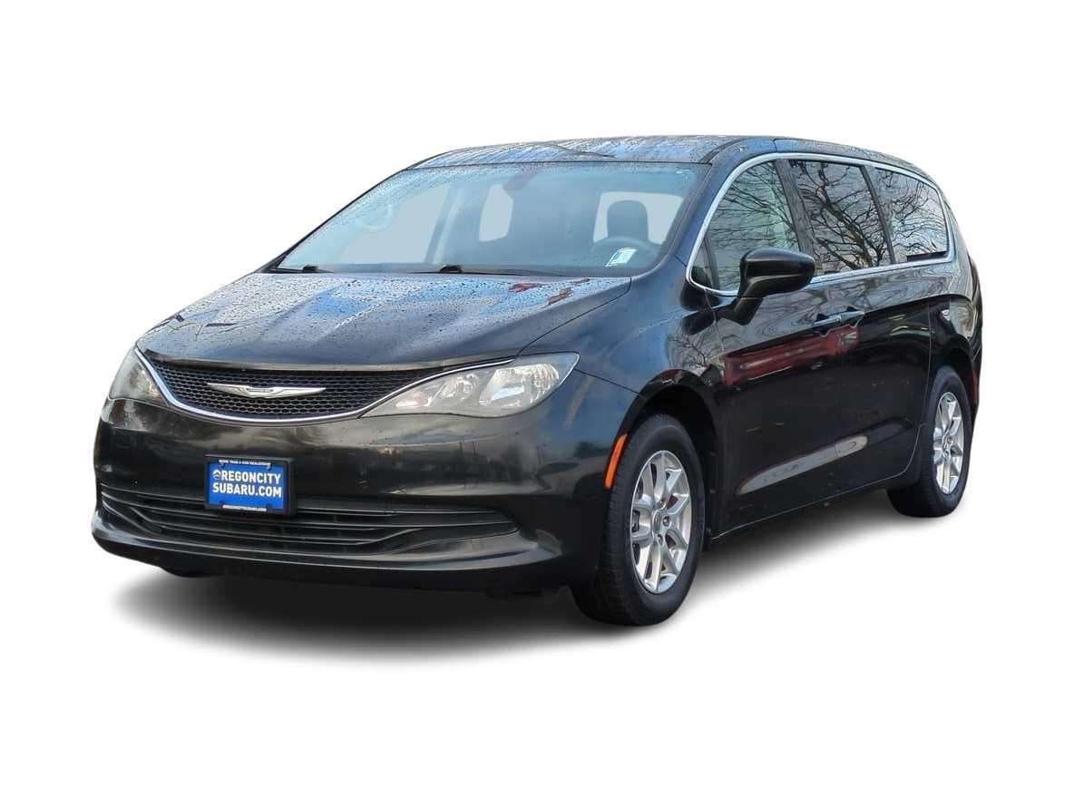 2017 Chrysler Pacifica Touring -
                Oregon City, OR