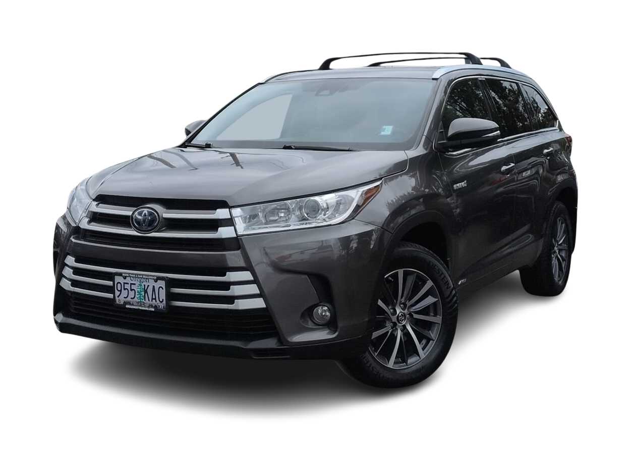 Thumbnail: 2017 Toyota Highlander - 1