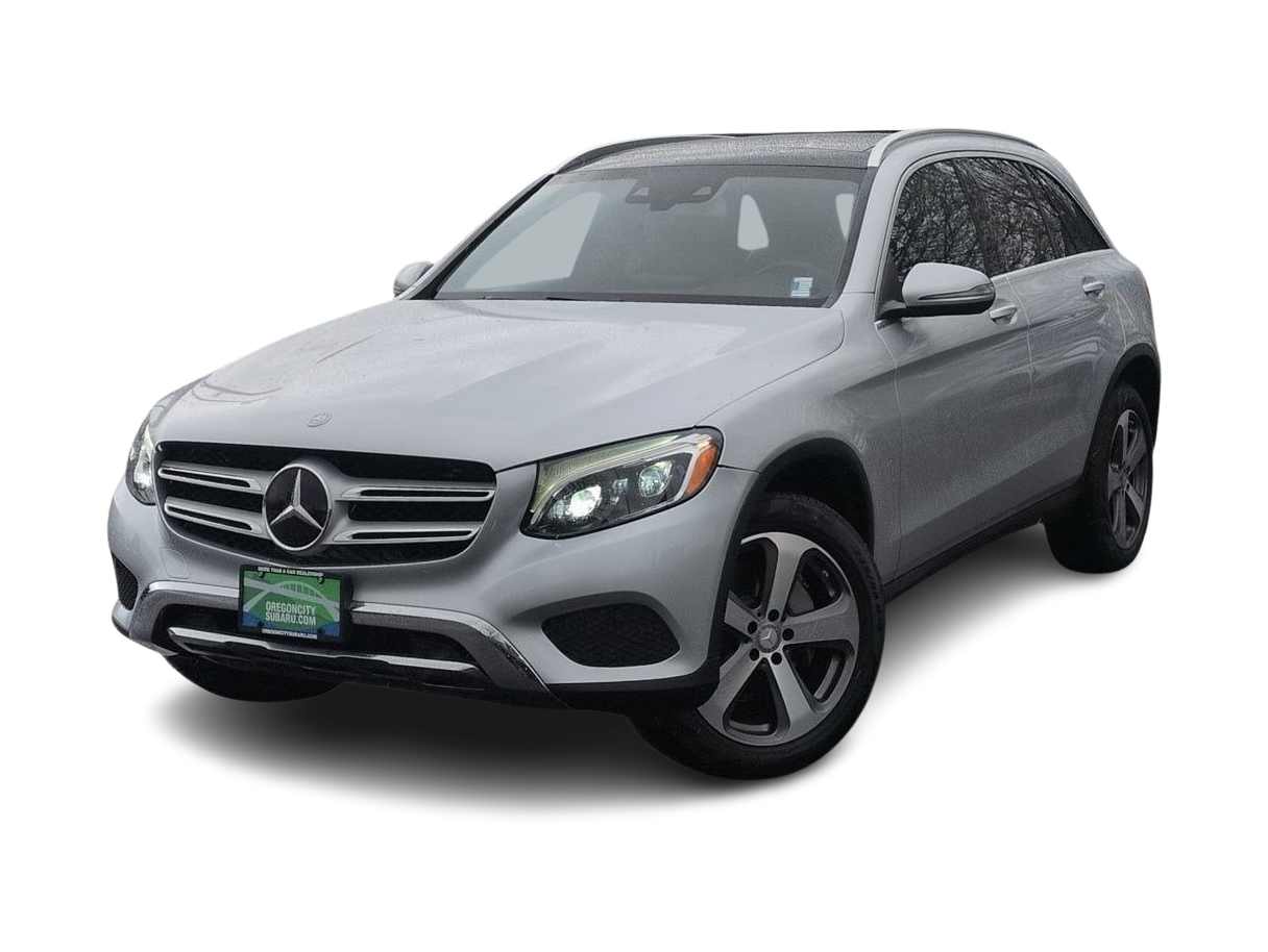 2017 Mercedes-Benz GLC 300 -
                  Oregon City, OR