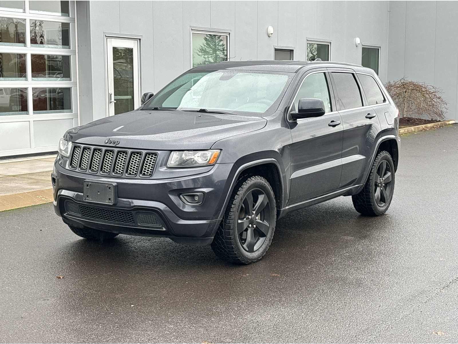 2015 Jeep Grand Cherokee Altitude's photo
