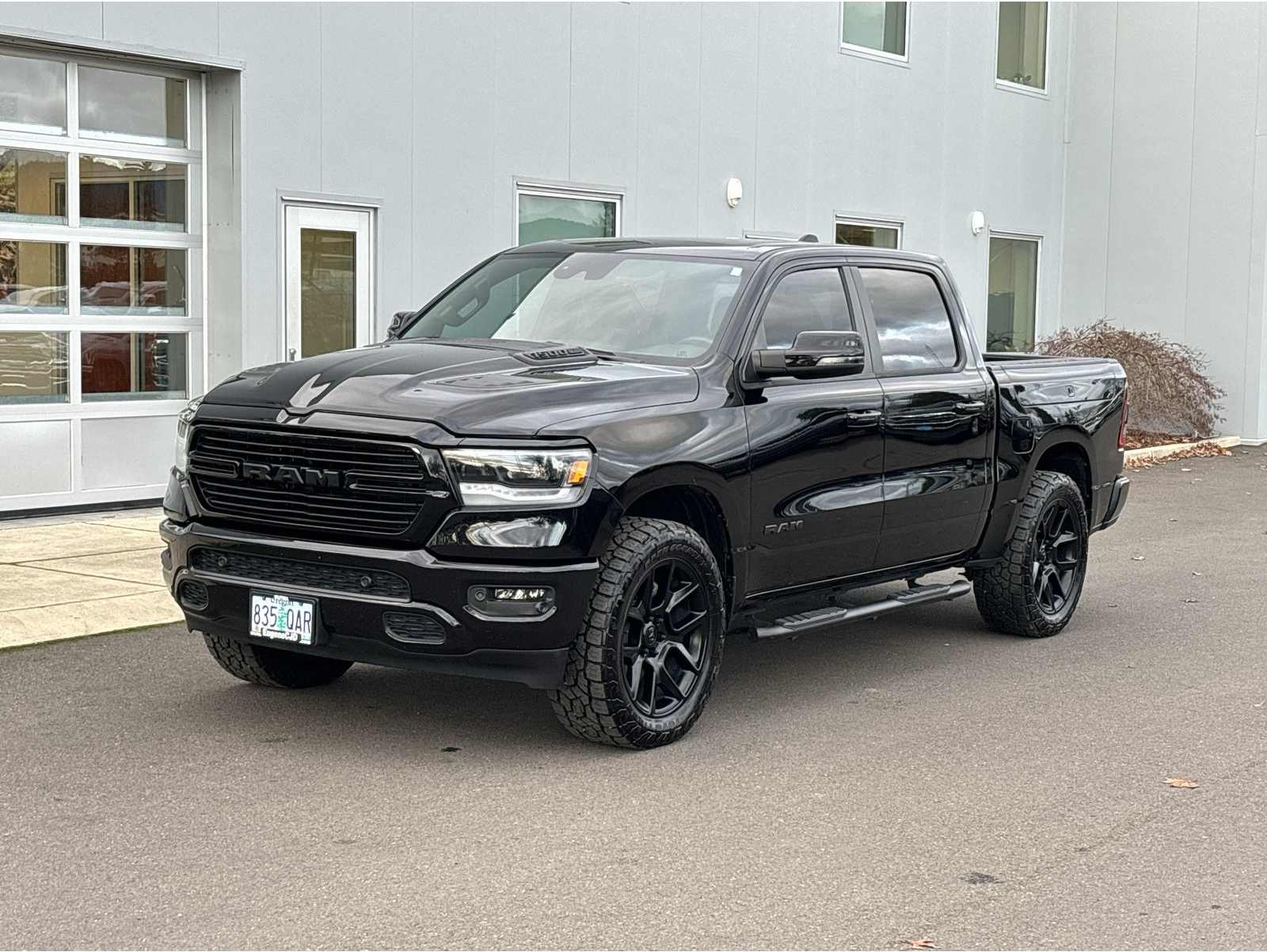 2024 RAM Ram 1500 Pickup Laramie's photo