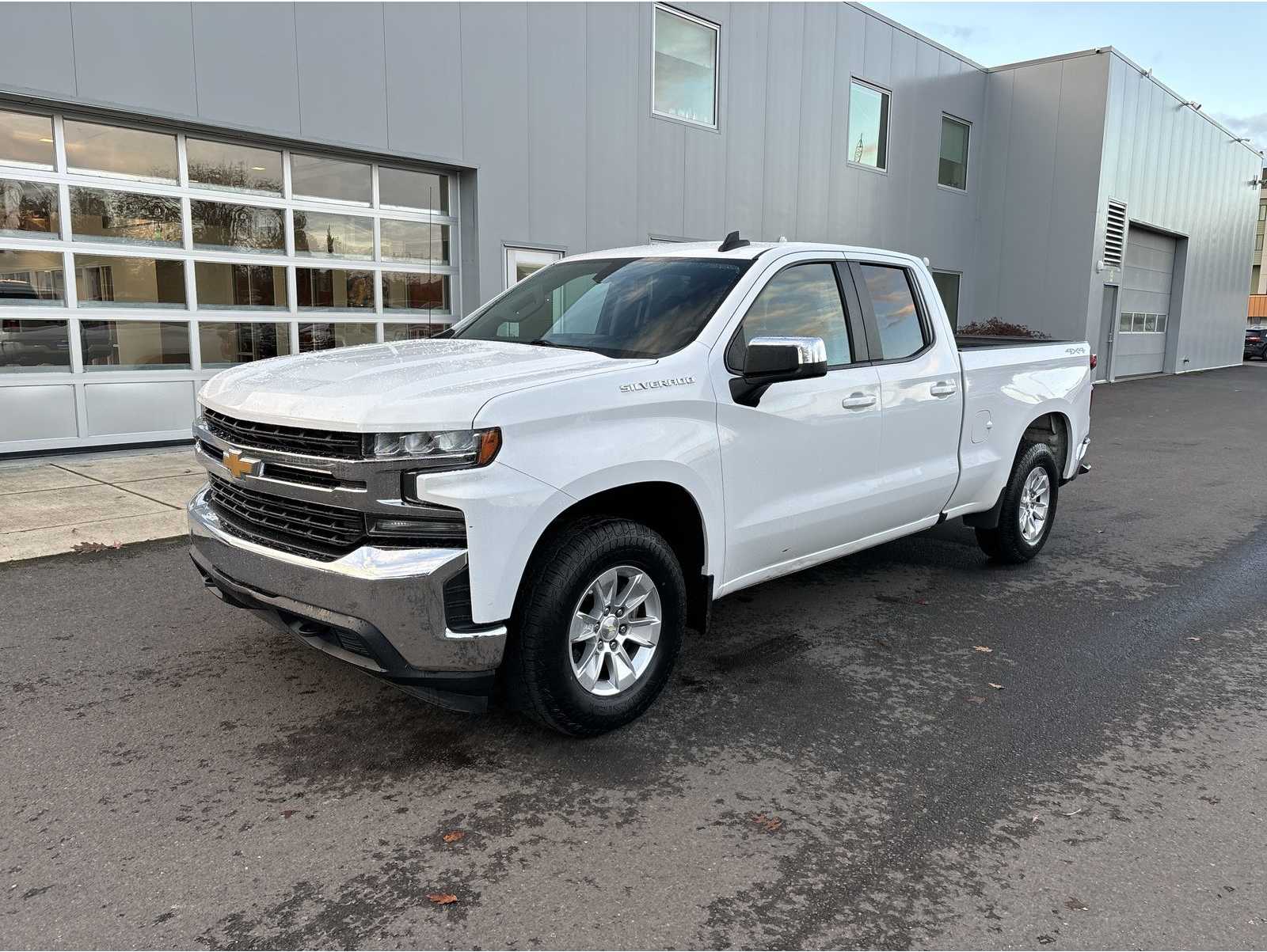 2020 Chevrolet Silverado 1500 LT's photo