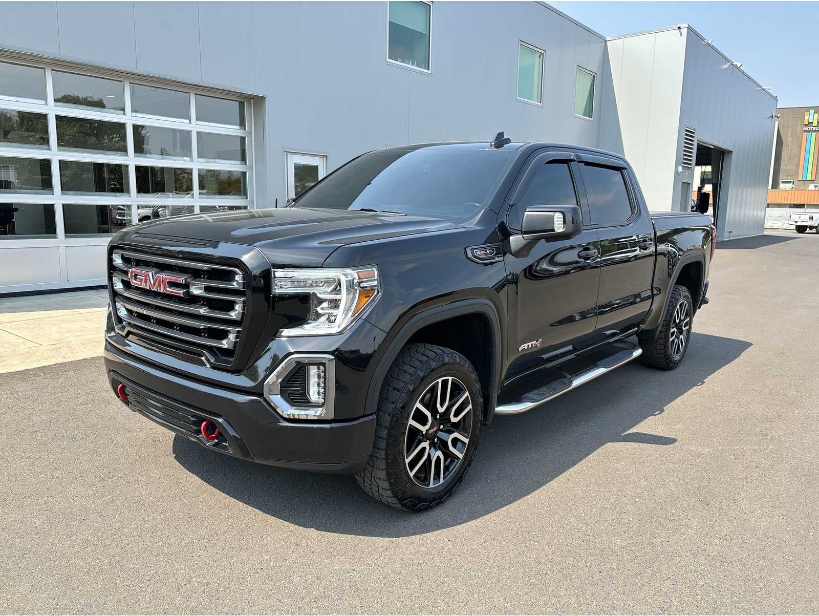 2021 GMC Sierra 1500 AT4's photo