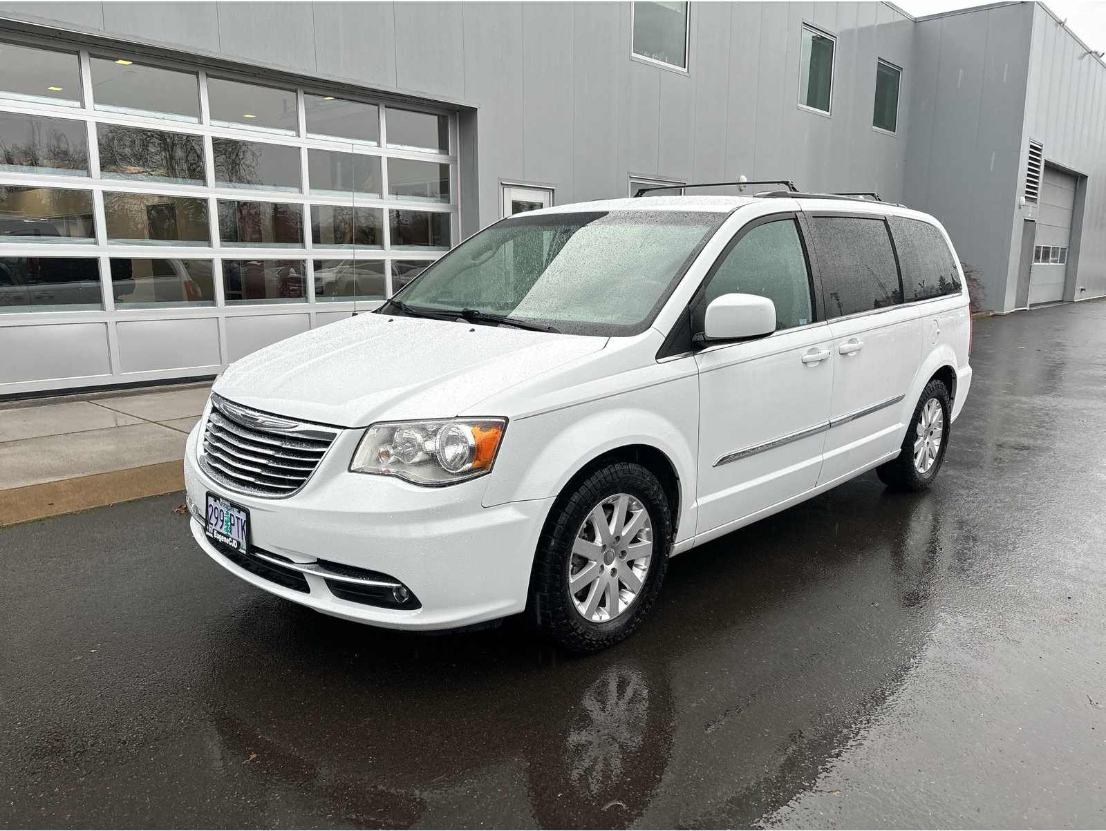 2016 Chrysler Town & Country Touring