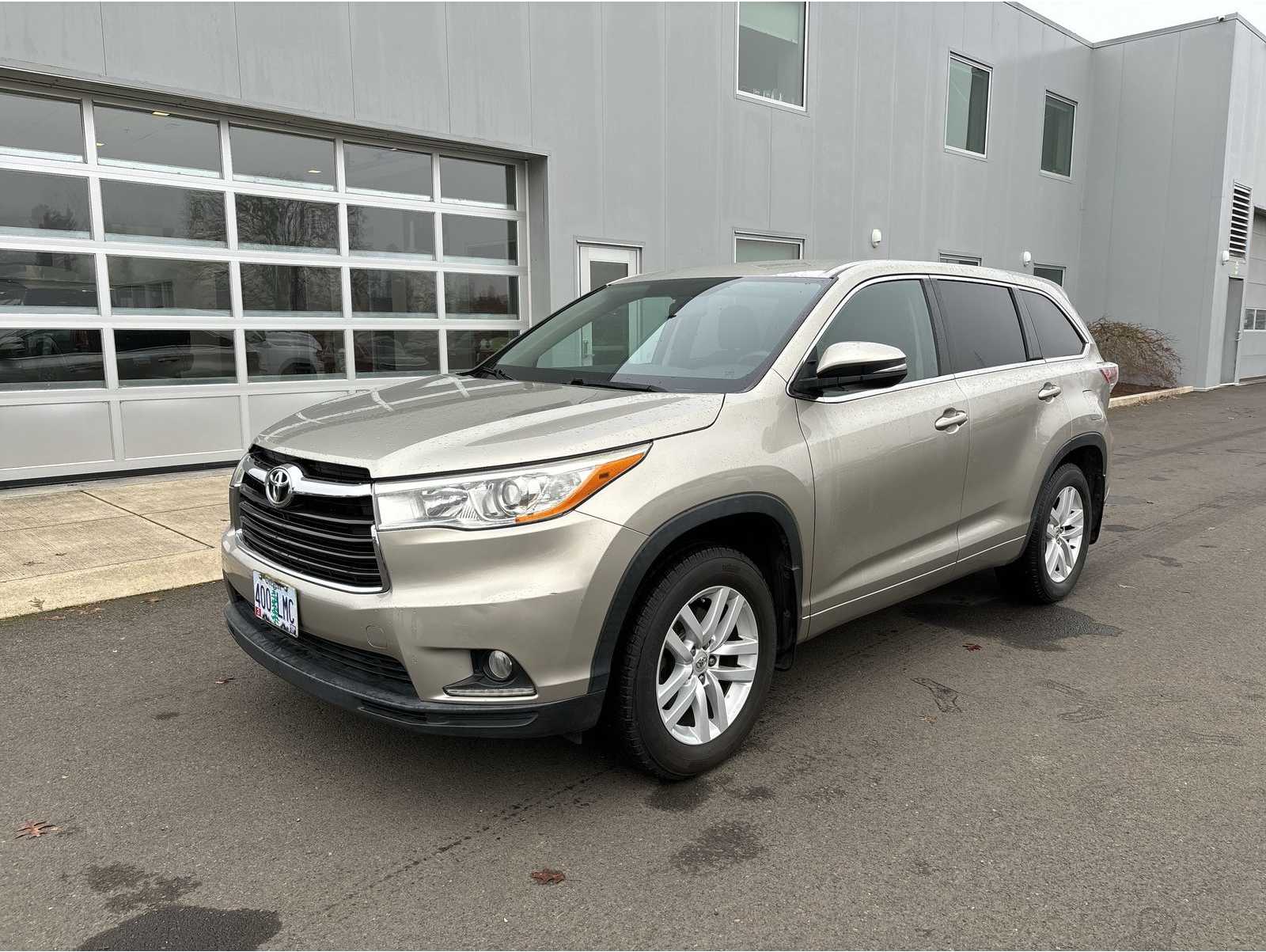 2014 Toyota Highlander LE
