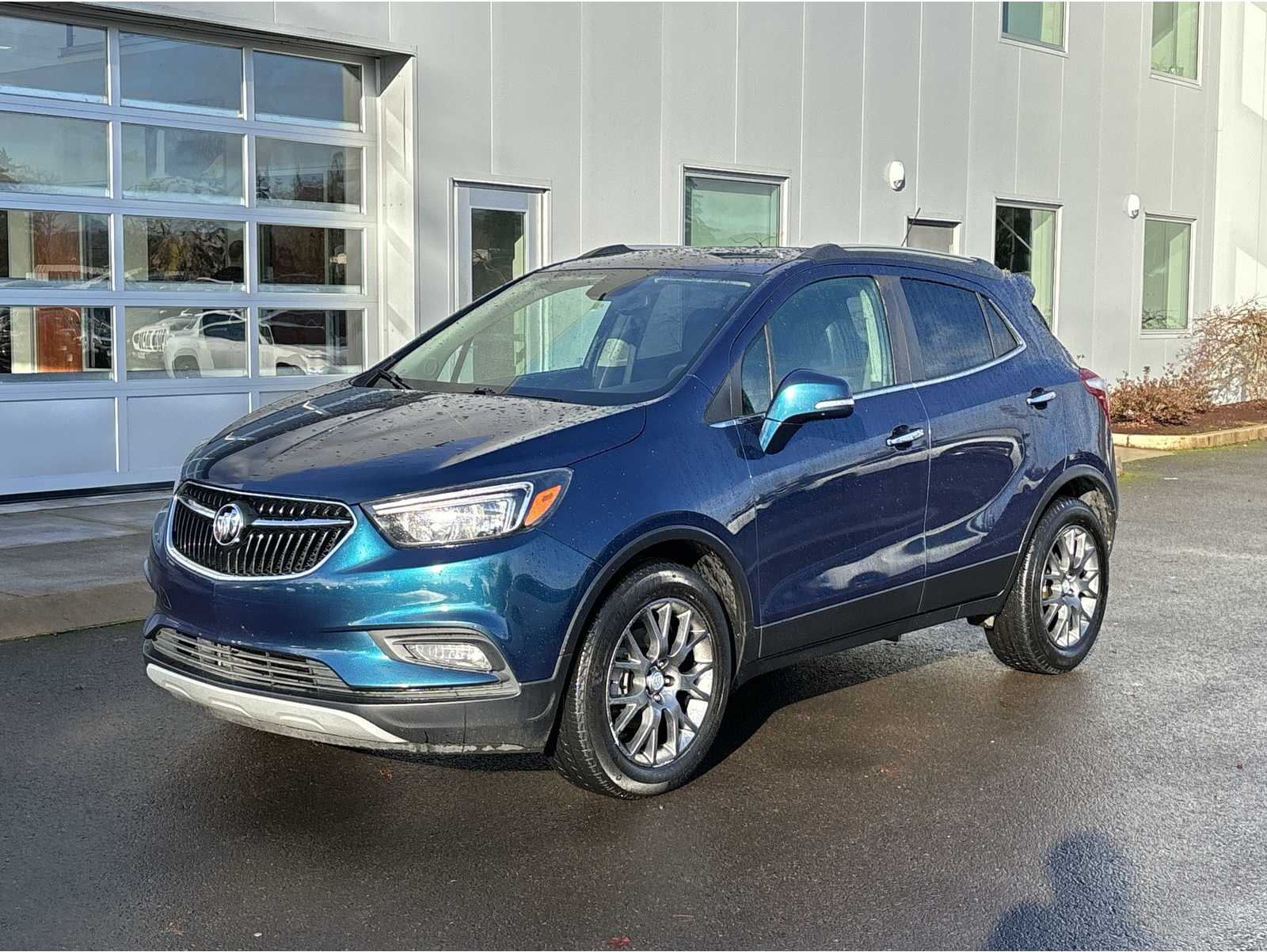2019 Buick Encore Sport Touring's photo