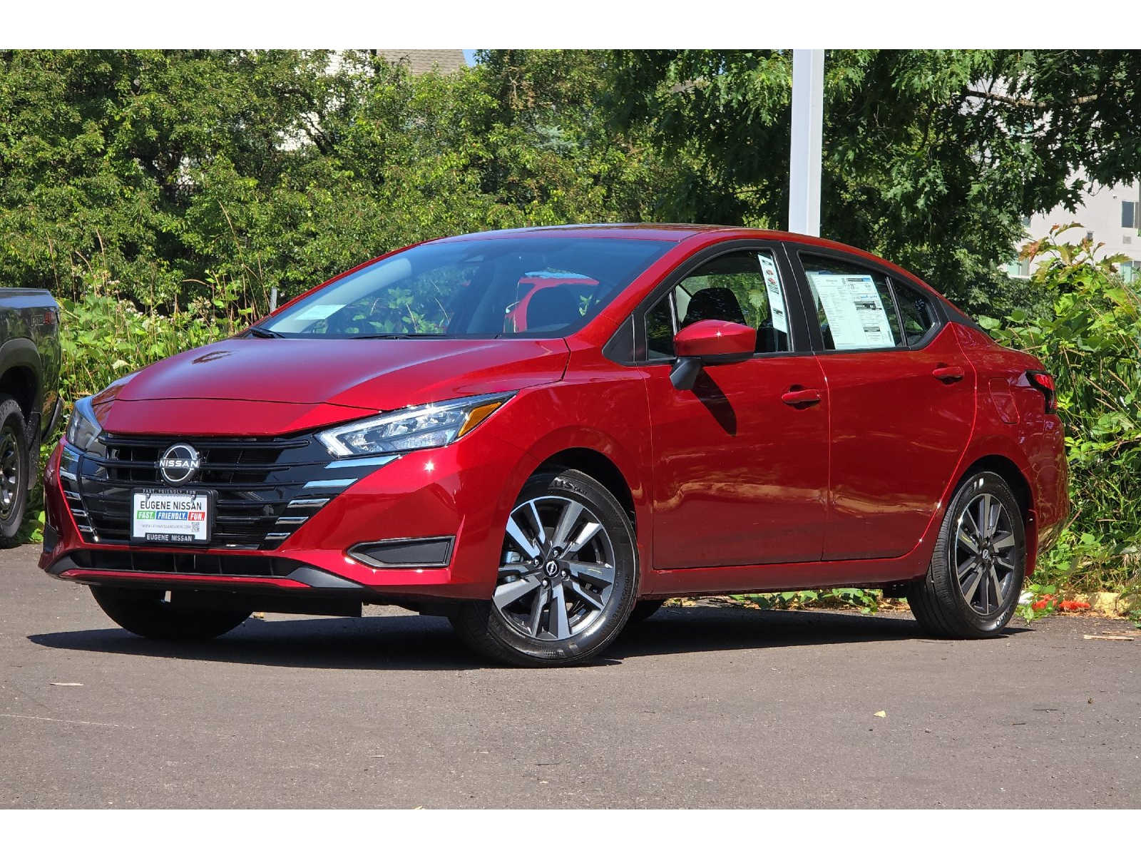 2025 Nissan Versa SV's photo
