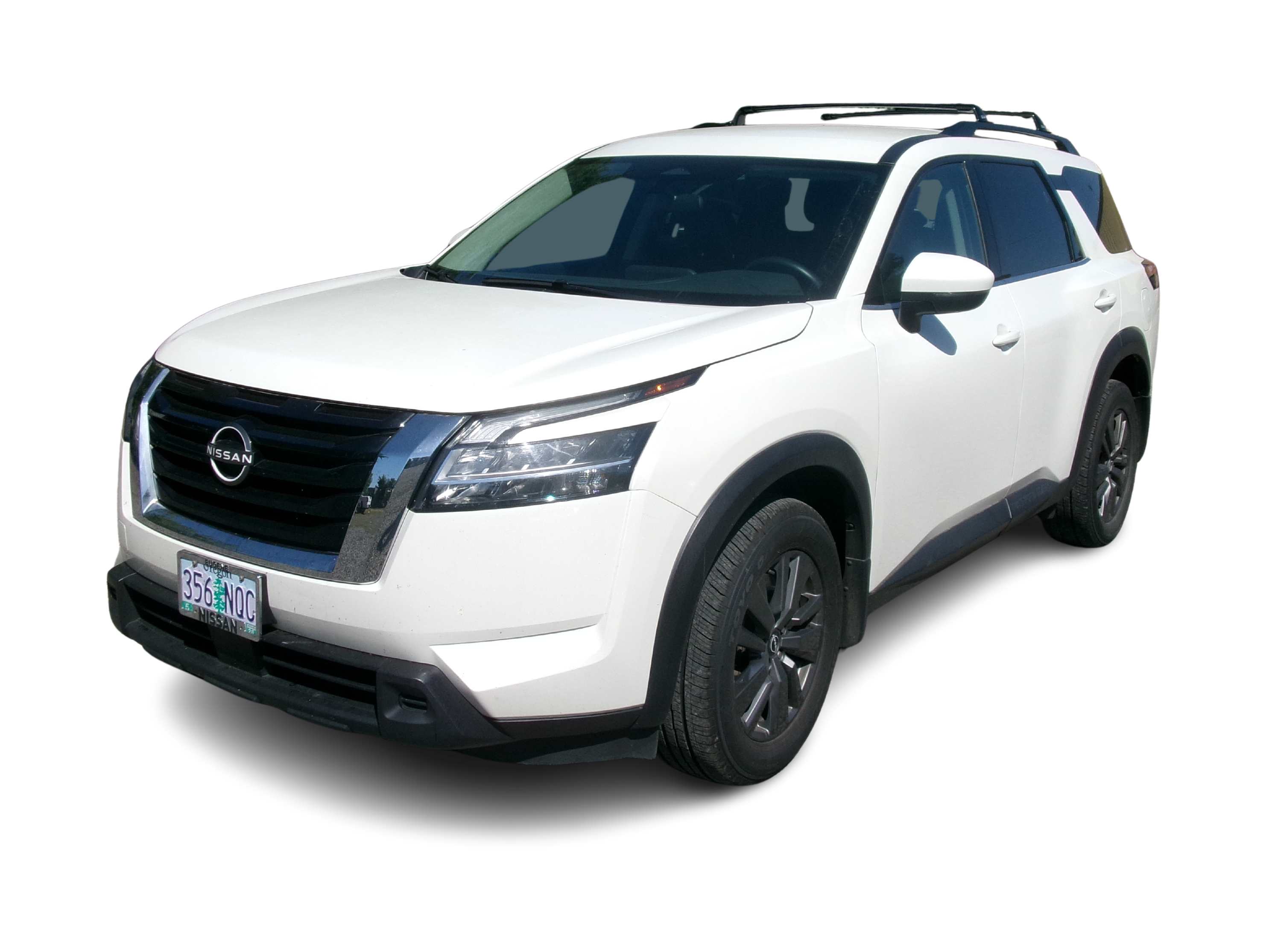 2022 Nissan Pathfinder SV Hero Image
