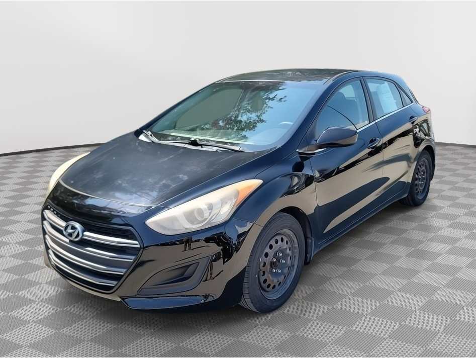 2016 Hyundai Elantra GT Base's photo