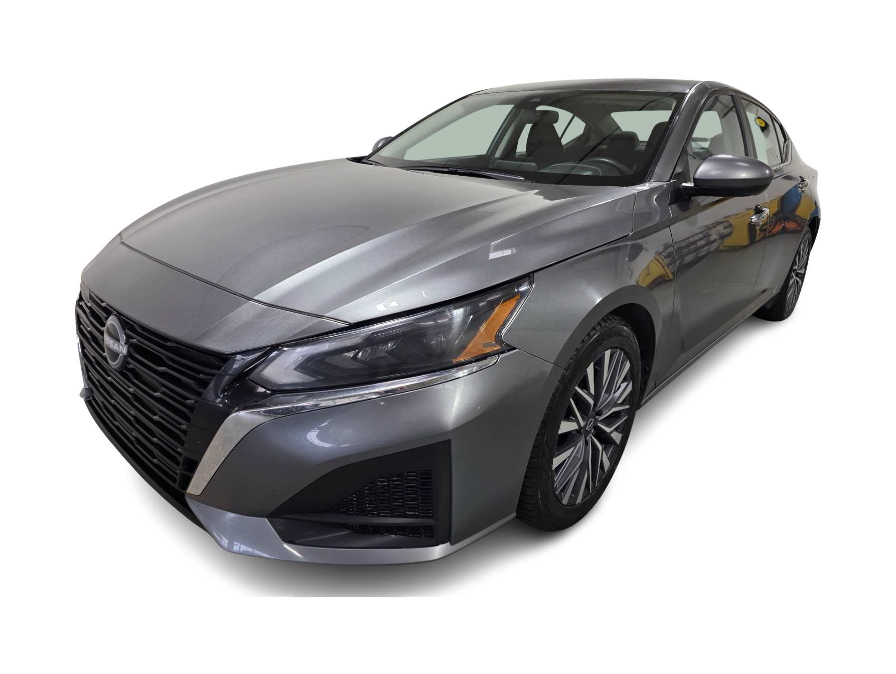 Thumbnail: 2023 Nissan Altima - 1