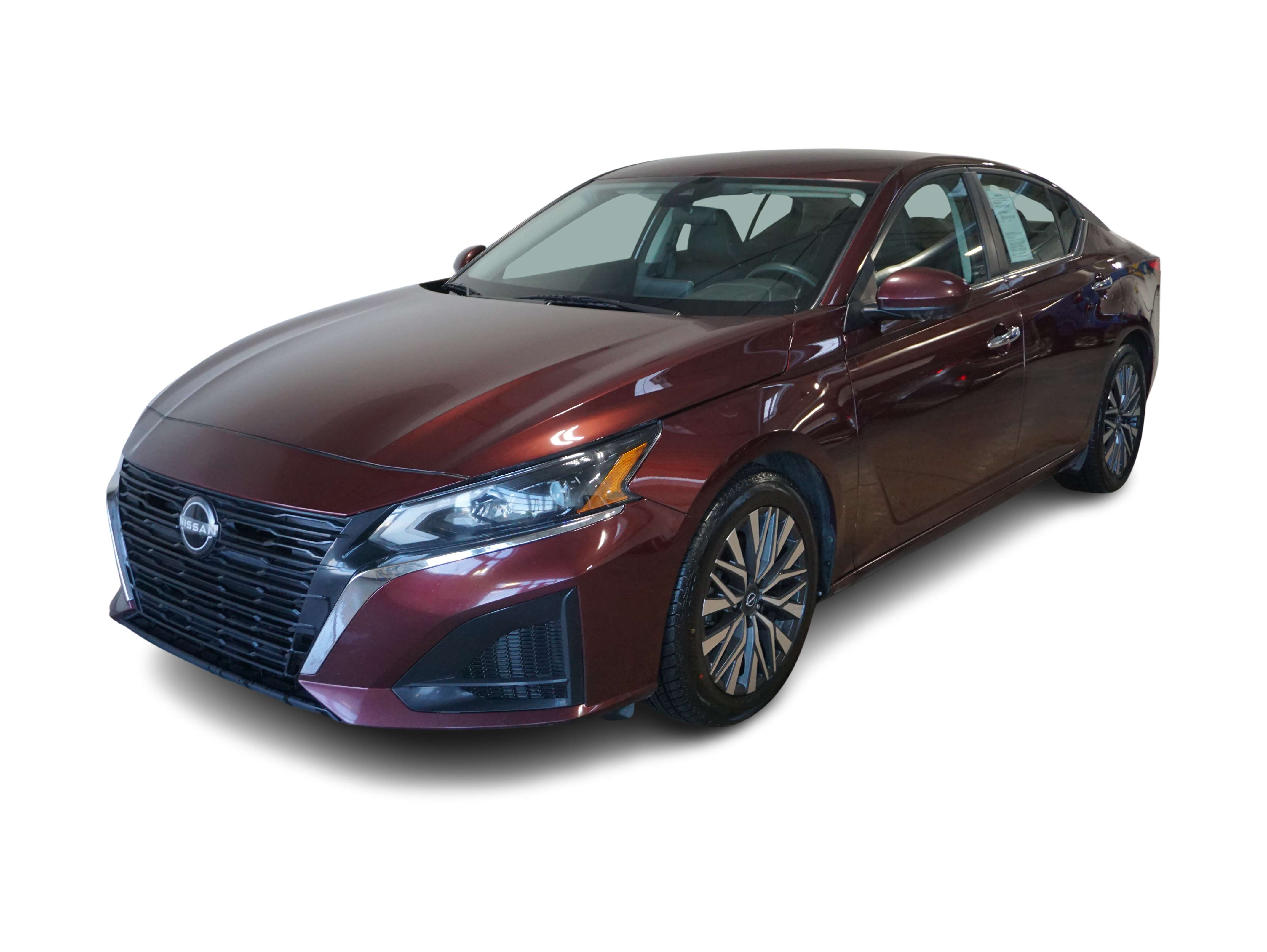 Thumbnail: 2023 Nissan Altima - 1