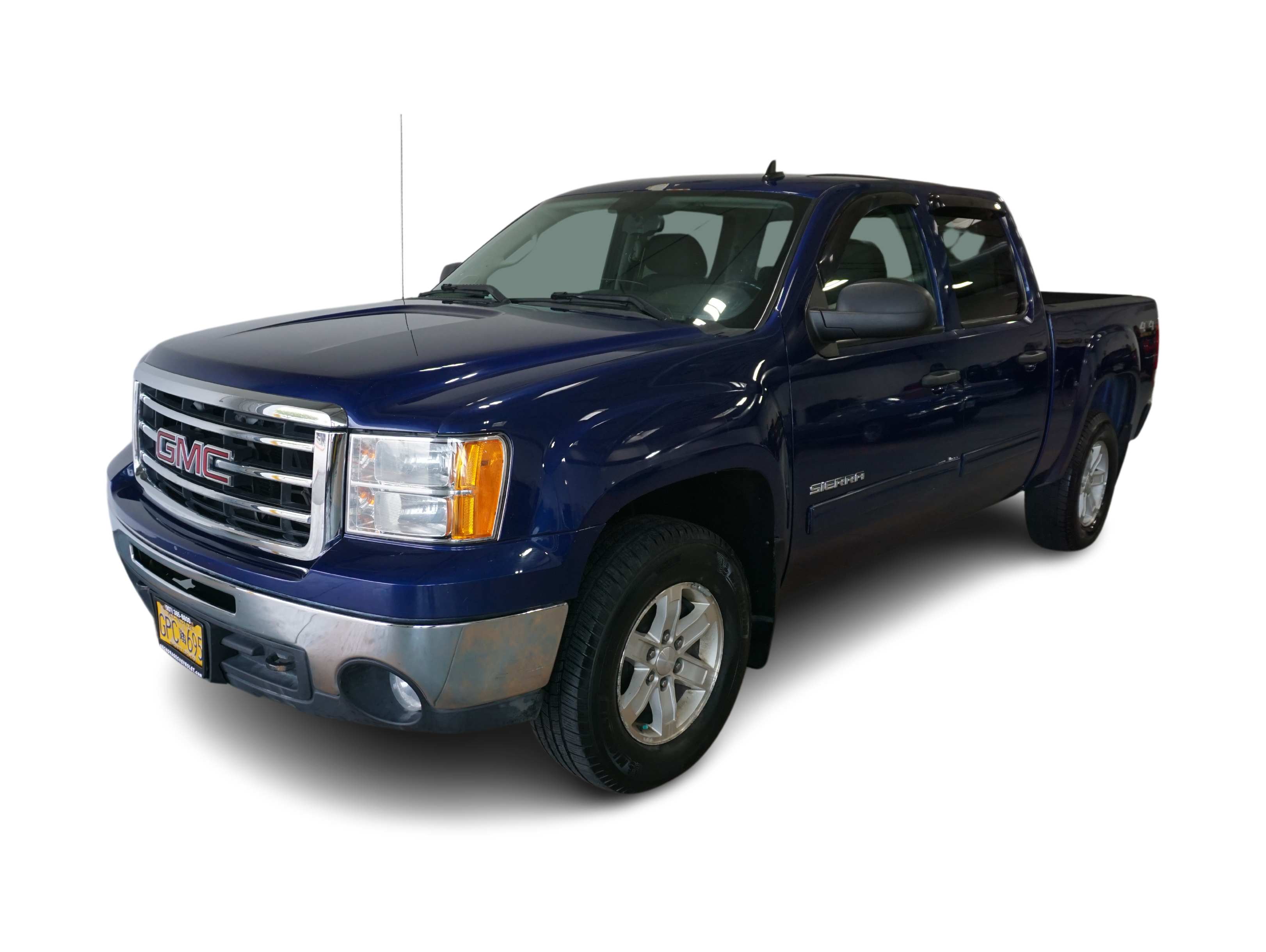 2013 GMC Sierra 1500 SLE Hero Image