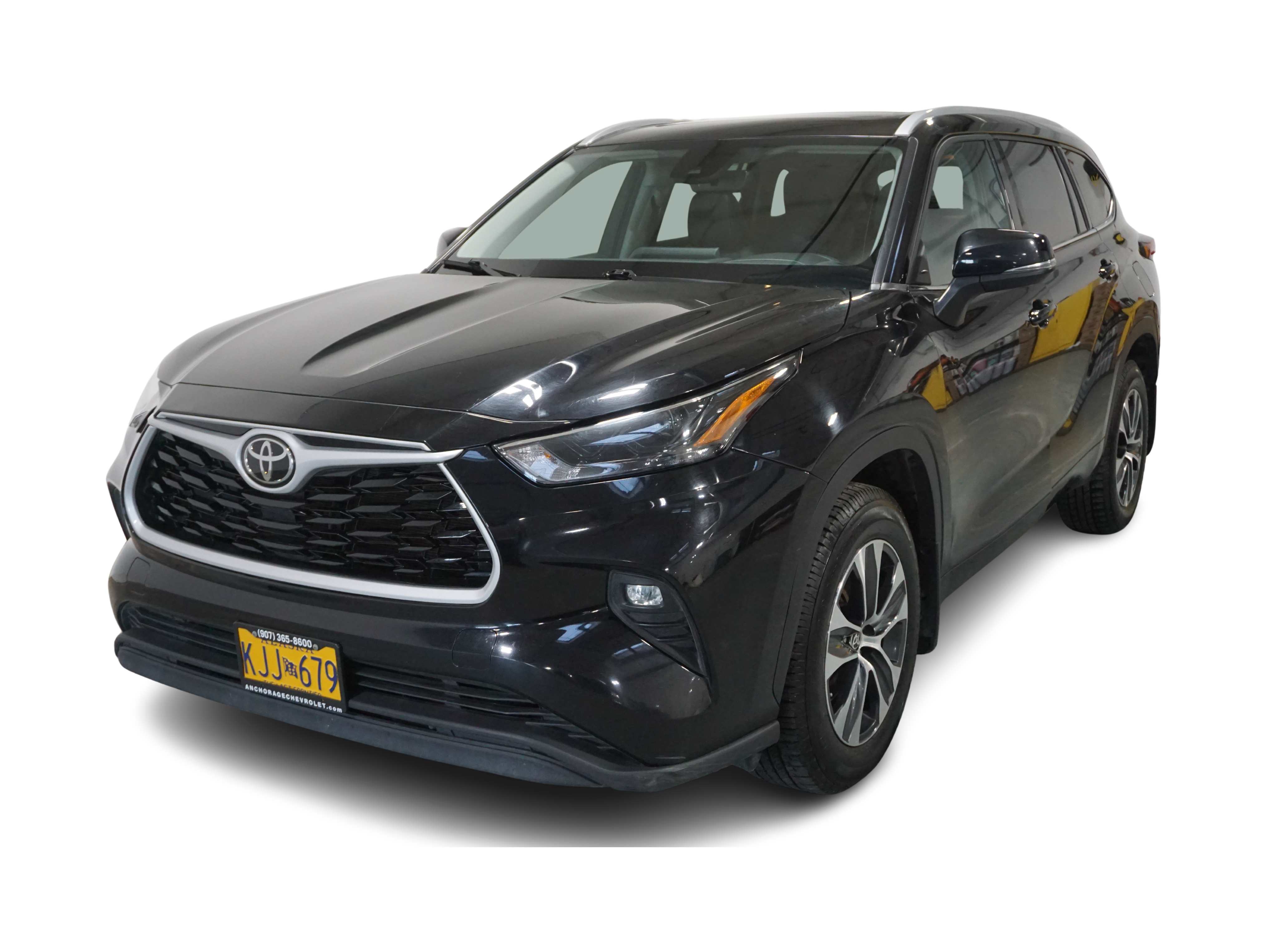 2022 Toyota Highlander XLE -
                Anchorage, AK