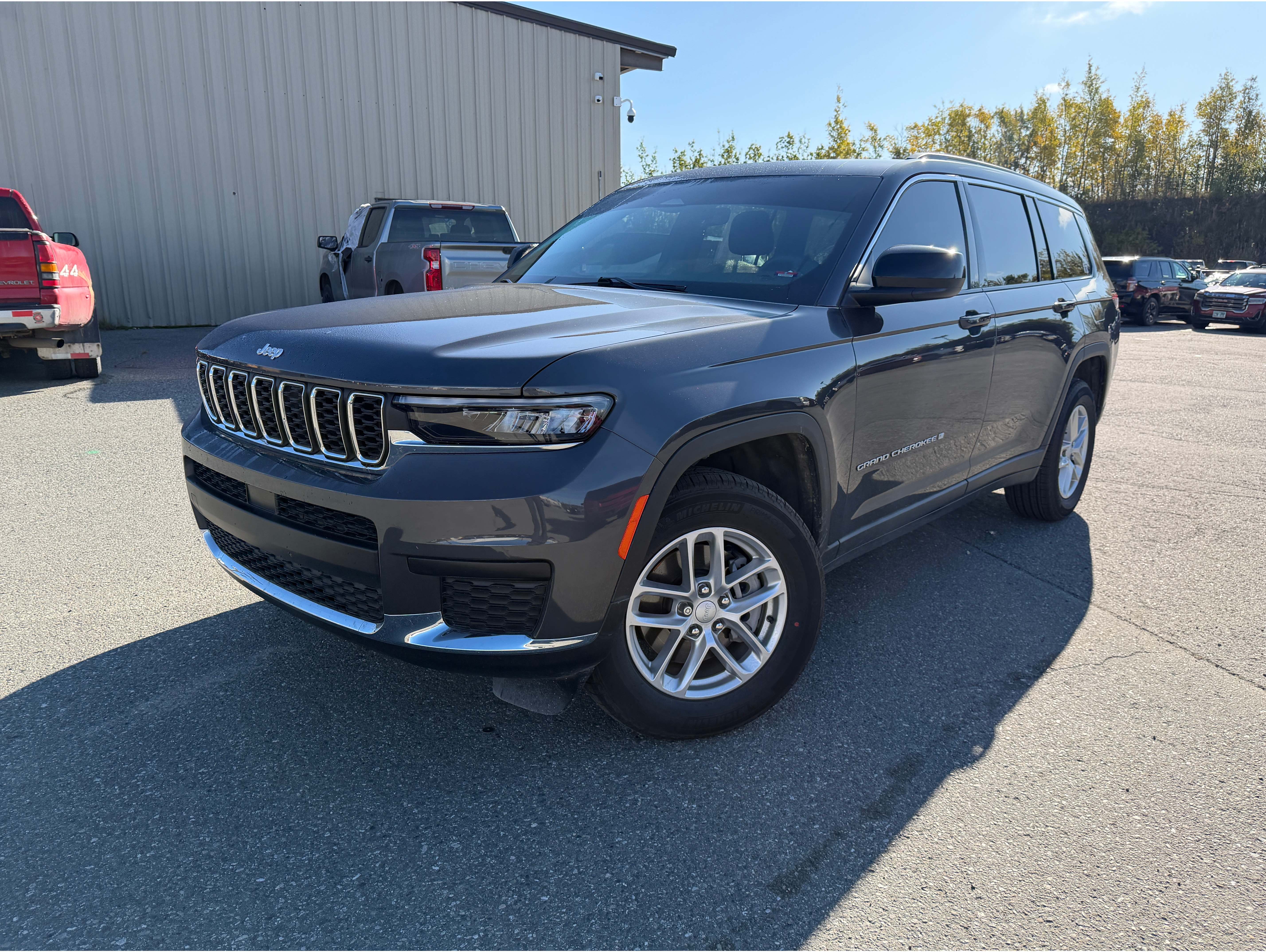 2025 Jeep Grand Cherokee L Laredo