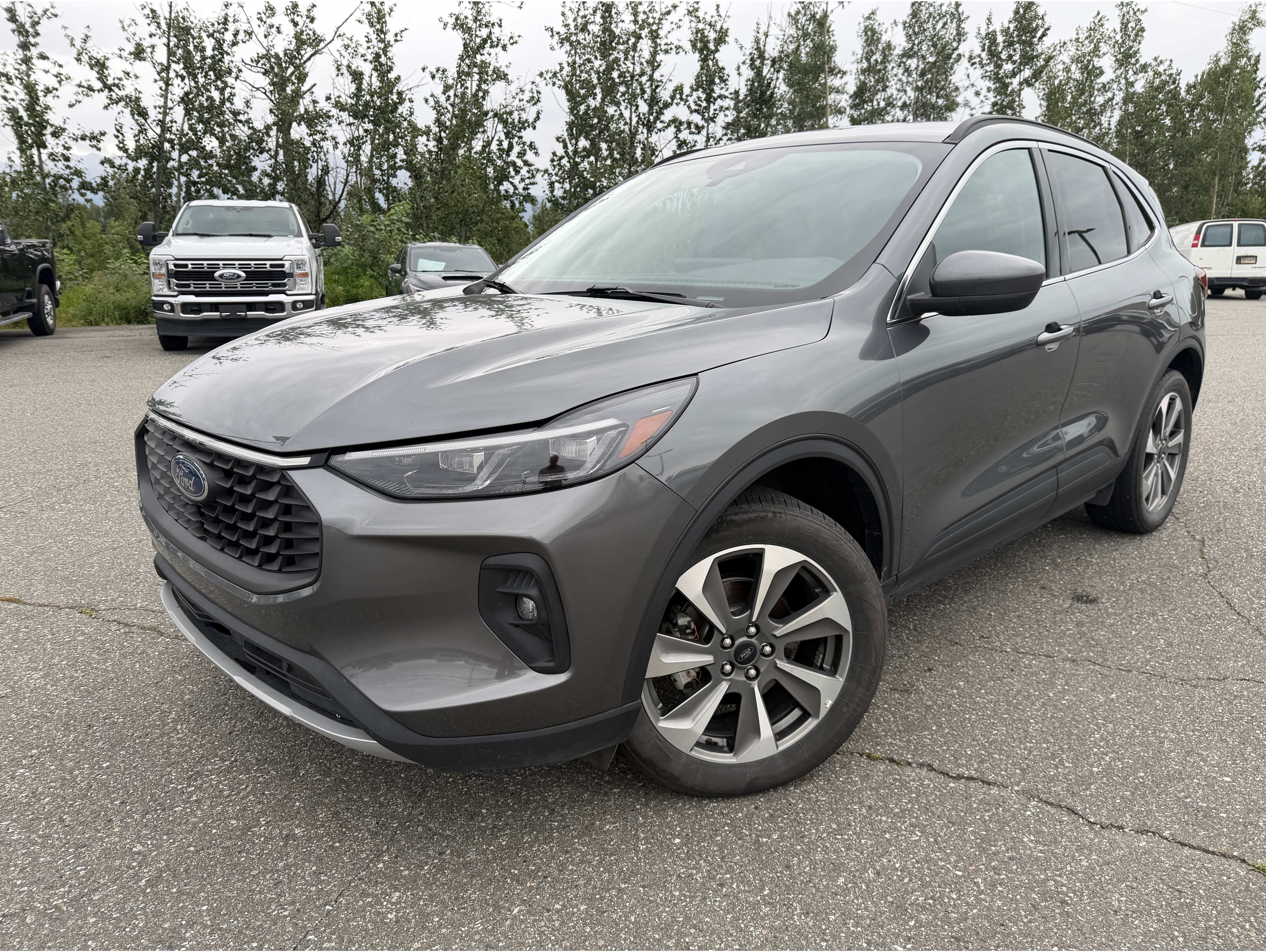 2025 Ford Escape Platinum