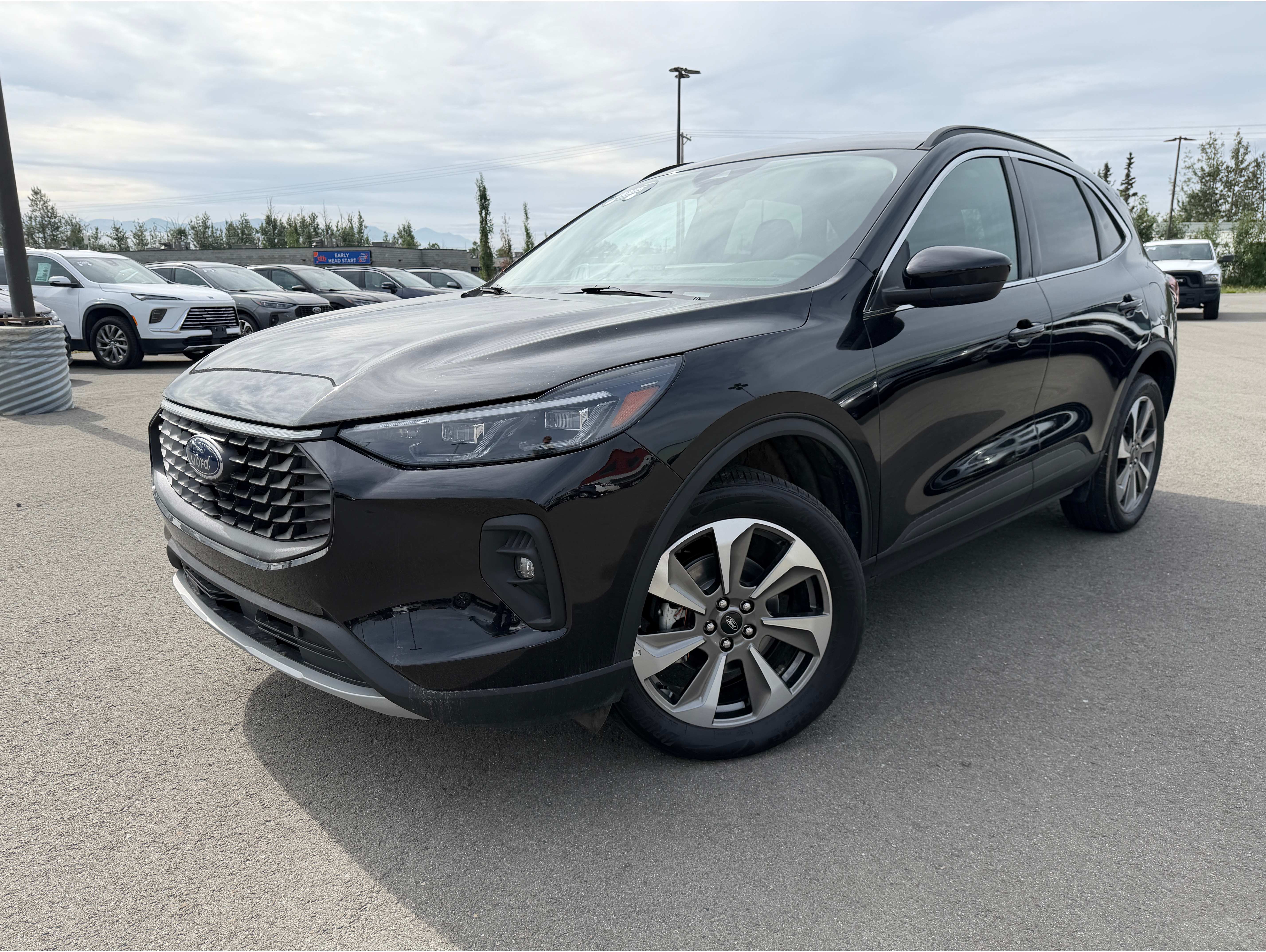 2025 Ford Escape Platinum