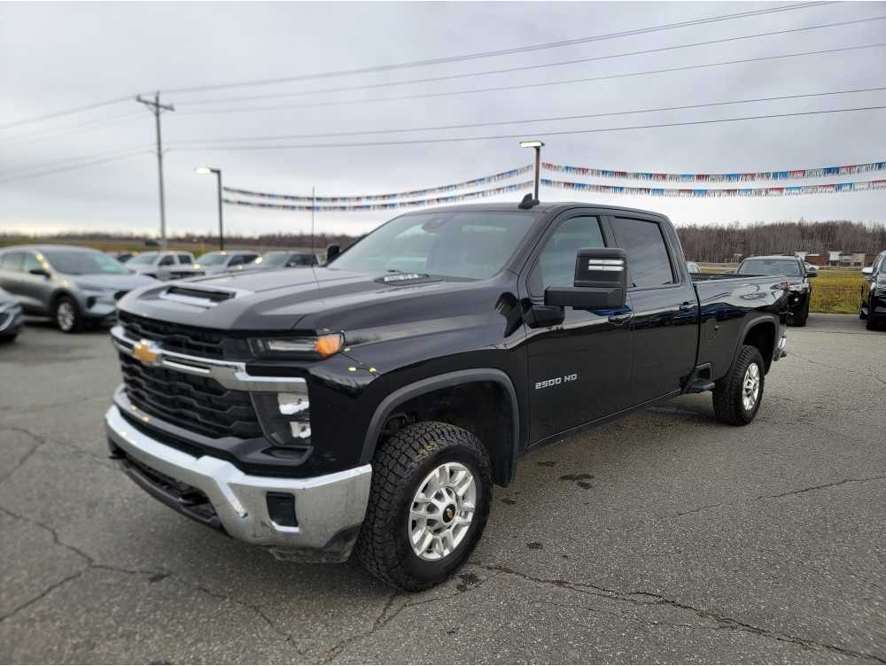 2024 Chevrolet Silverado 2500HD LT's photo