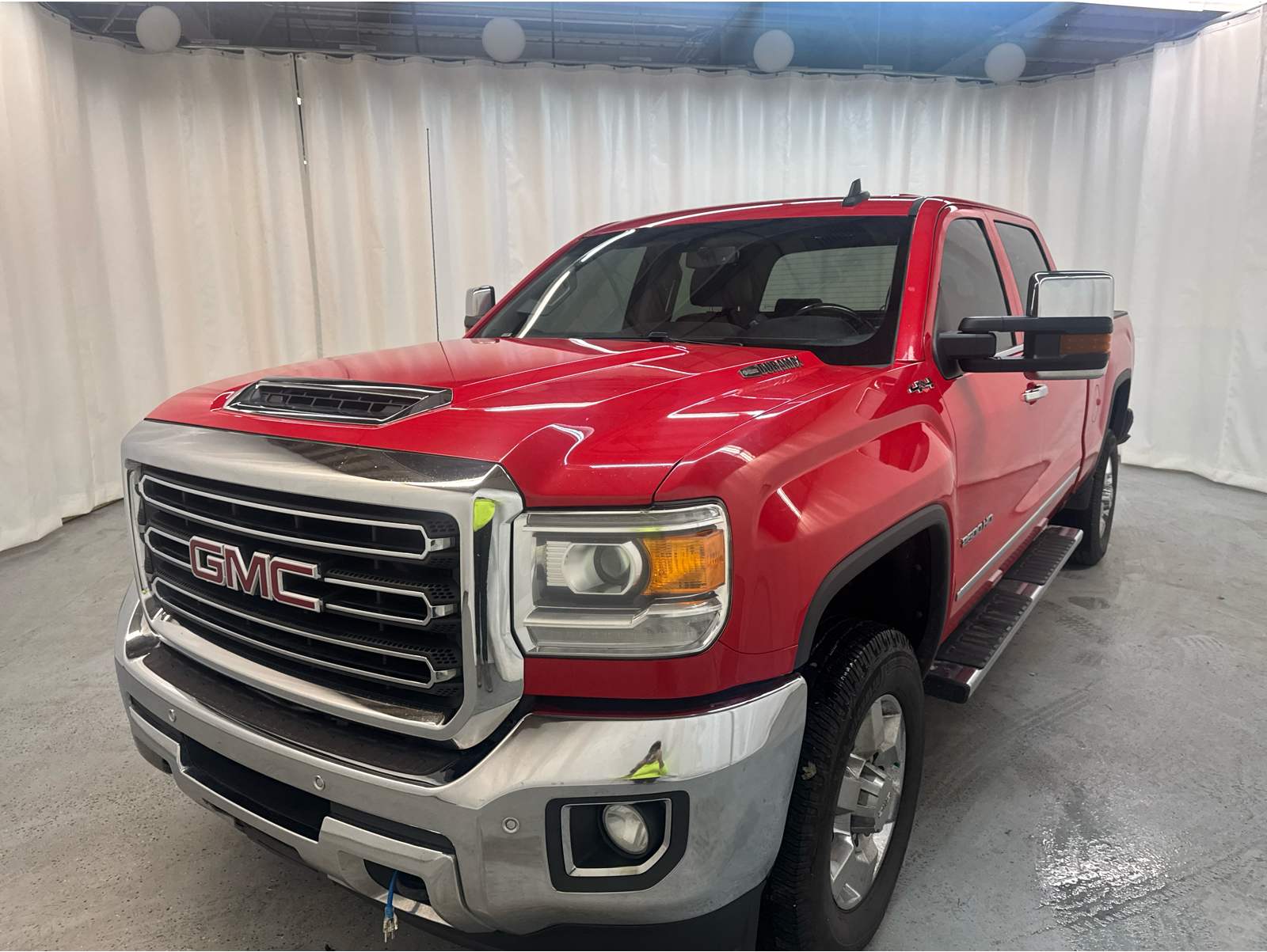 2019 GMC Sierra 2500HD SLT's photo
