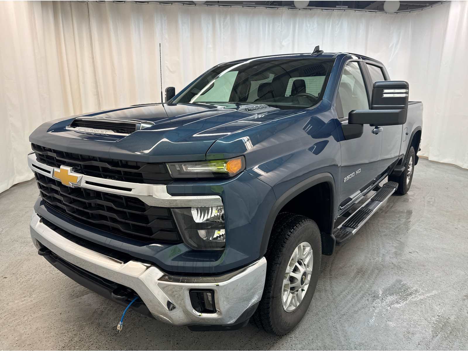 2025 Chevrolet Silverado 2500HD LT's photo