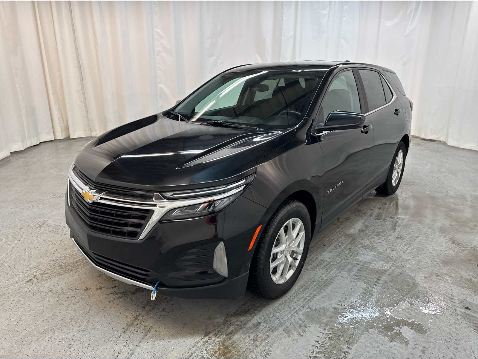 2022 Chevrolet Equinox LT's photo