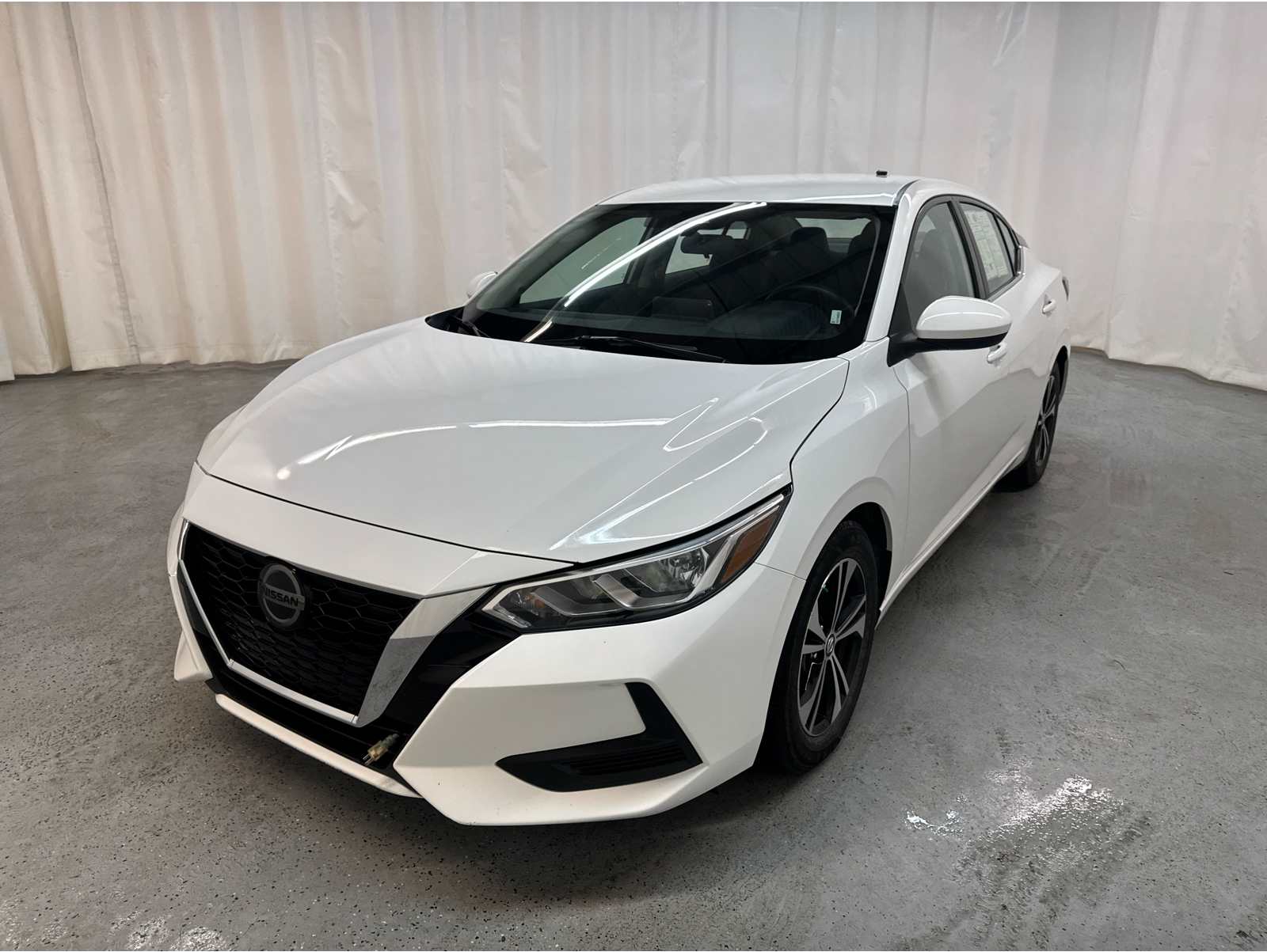 2023 Nissan Sentra SV's photo