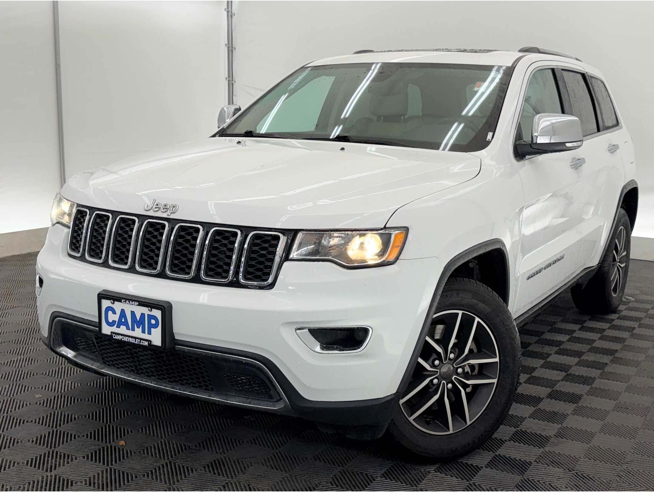 2021 Jeep Grand Cherokee Limited's photo