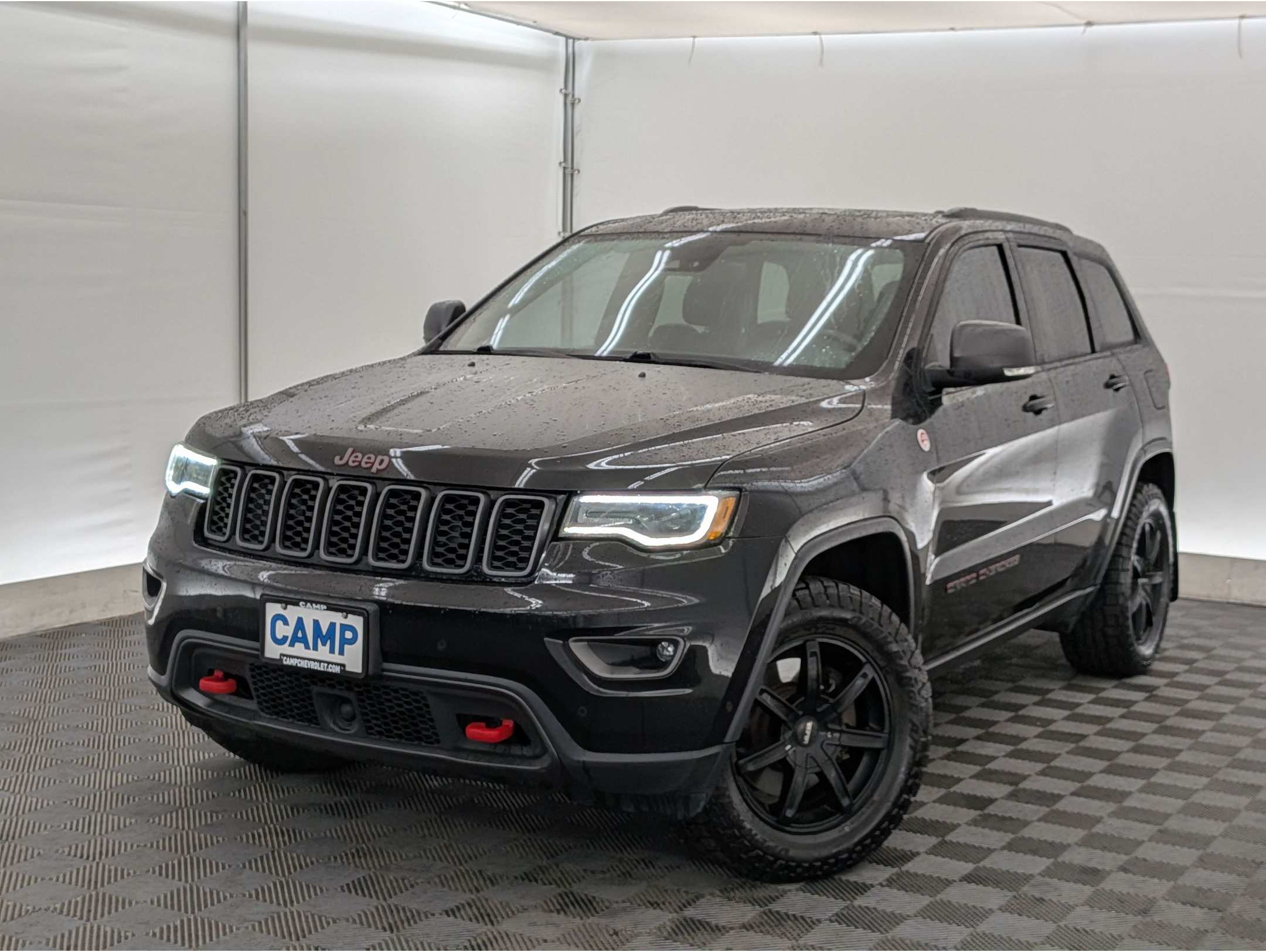 2017 Jeep Grand Cherokee Trailhawk's photo