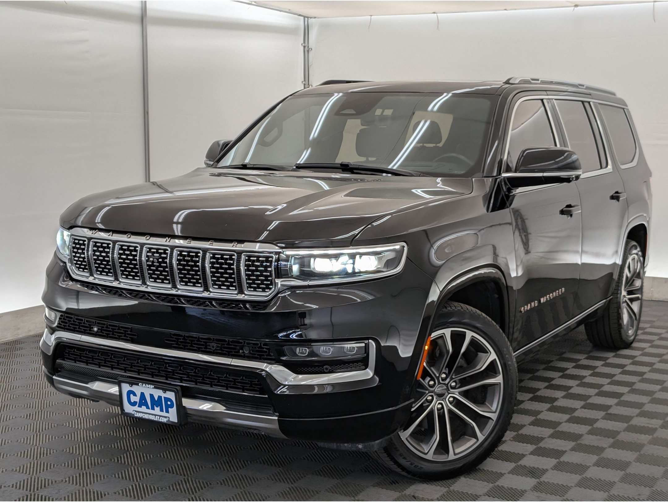 2023 Jeep Grand Wagoneer