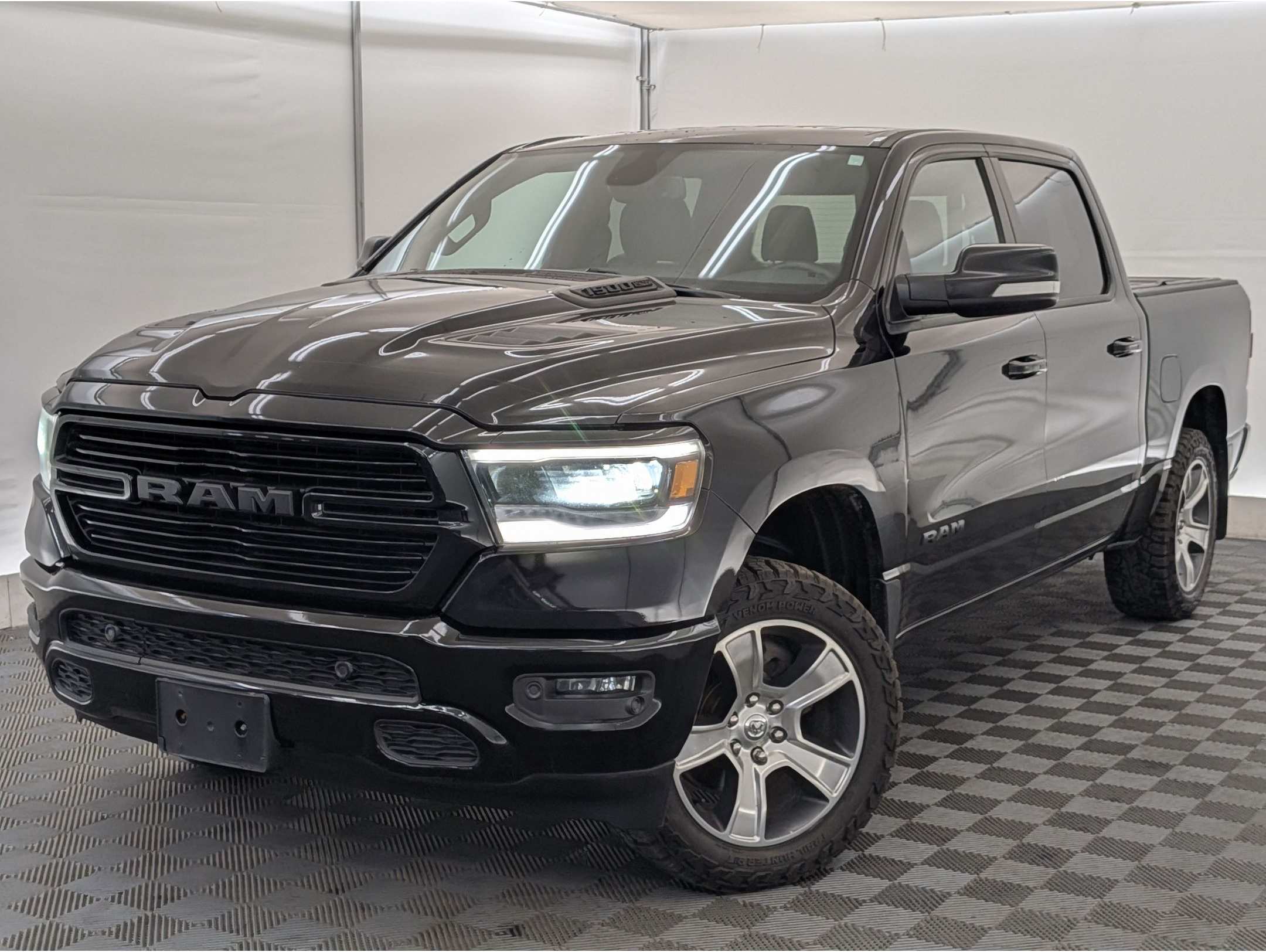 2019 RAM Ram 1500 Sport's photo