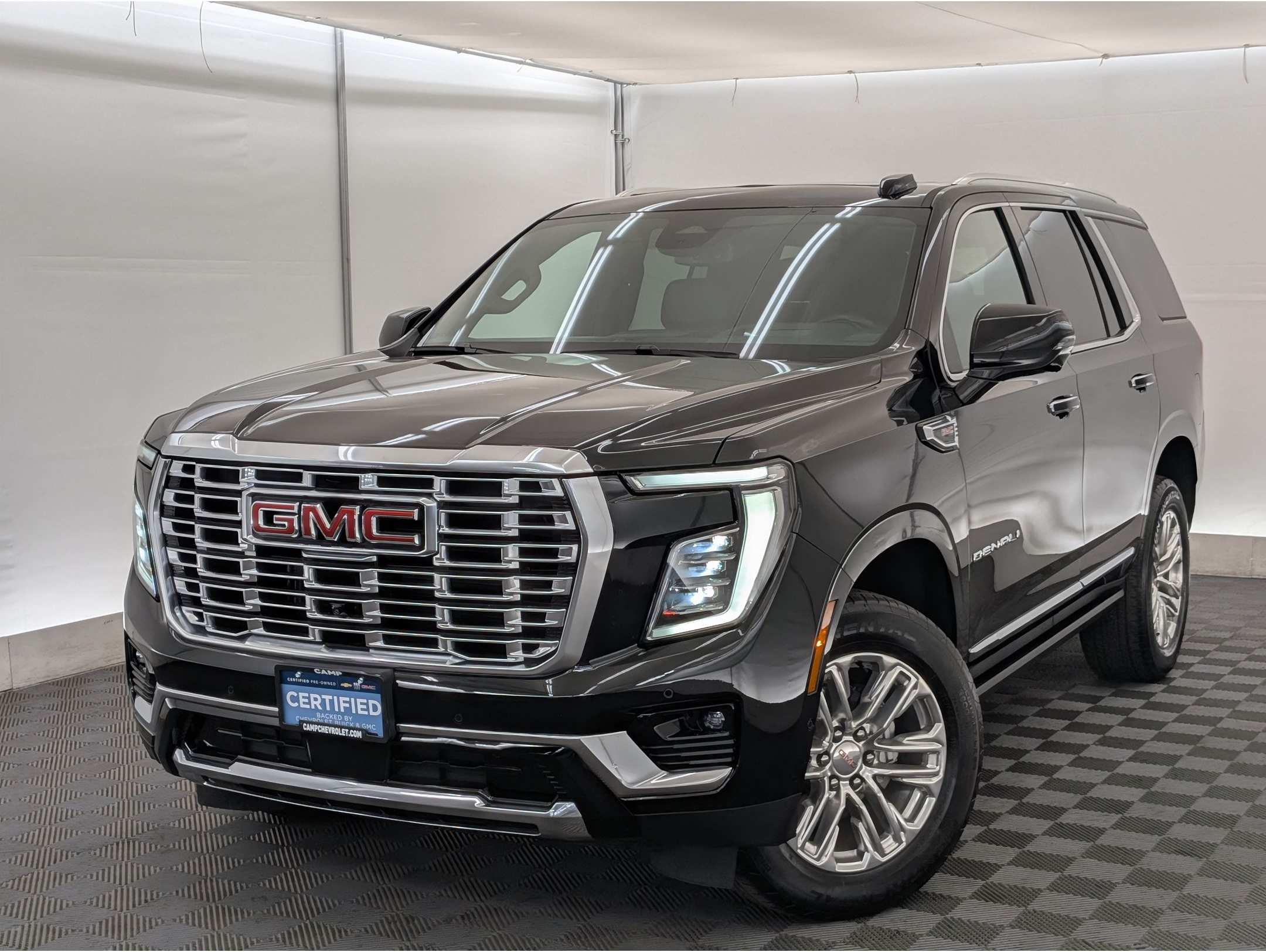 2025 GMC Yukon DENALI's photo