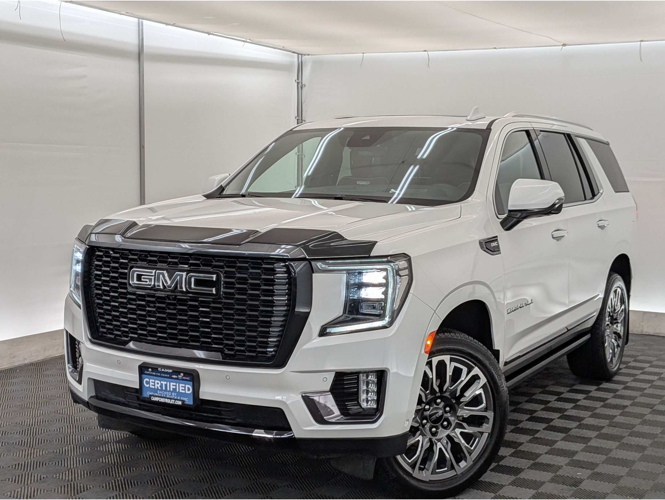 2023 GMC Yukon Denali Ultimate's photo