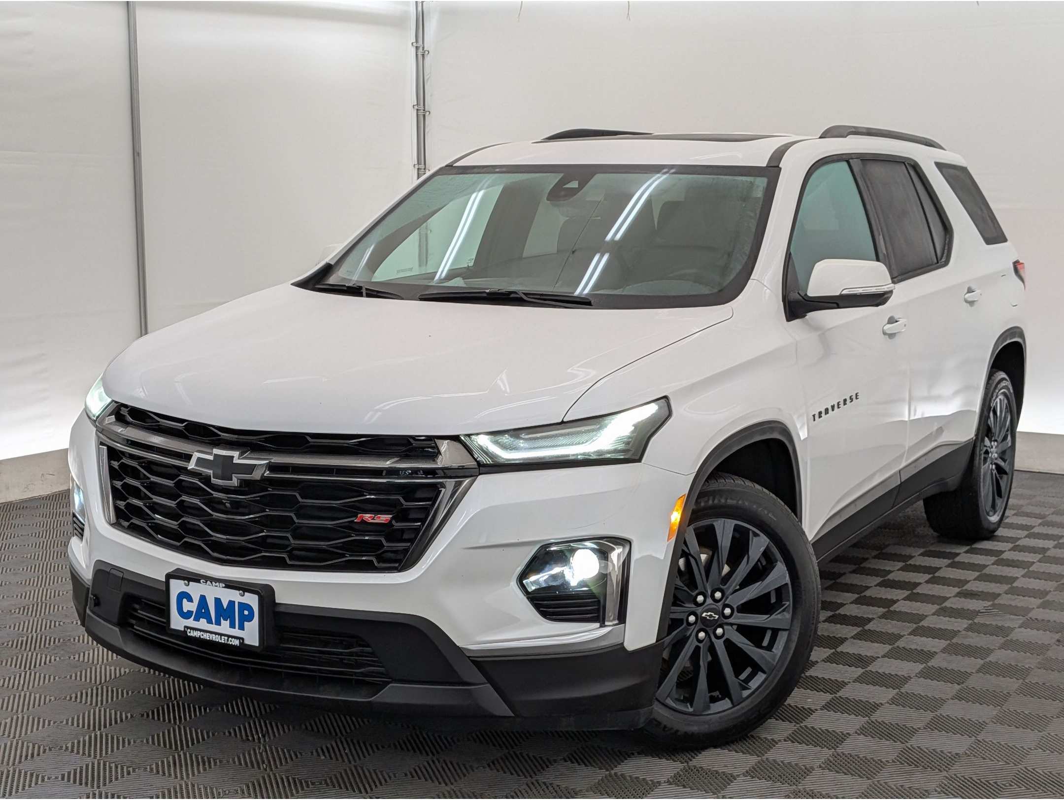 2023 Chevrolet Traverse RS's photo