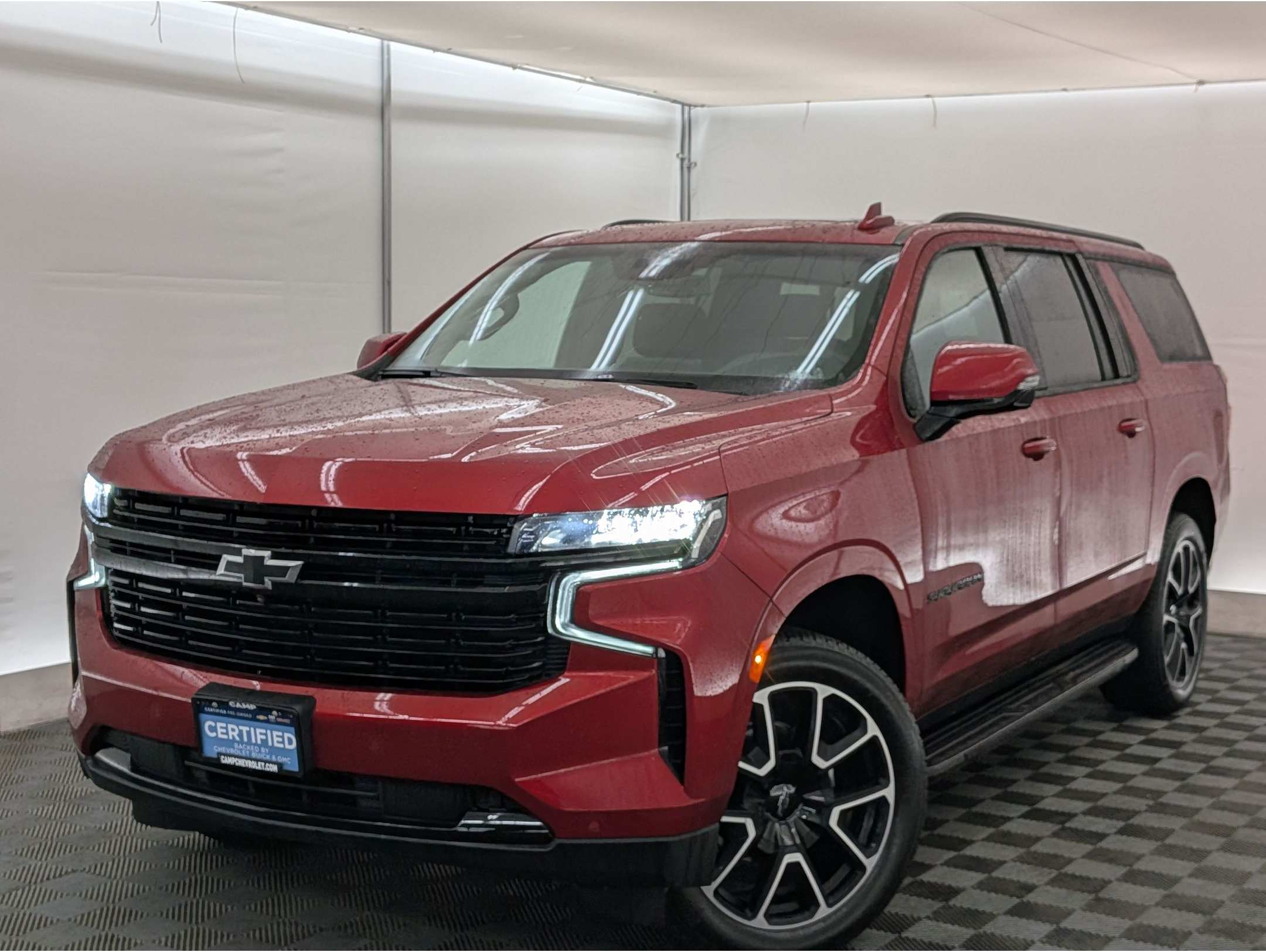 2024 Chevrolet Suburban RST's photo