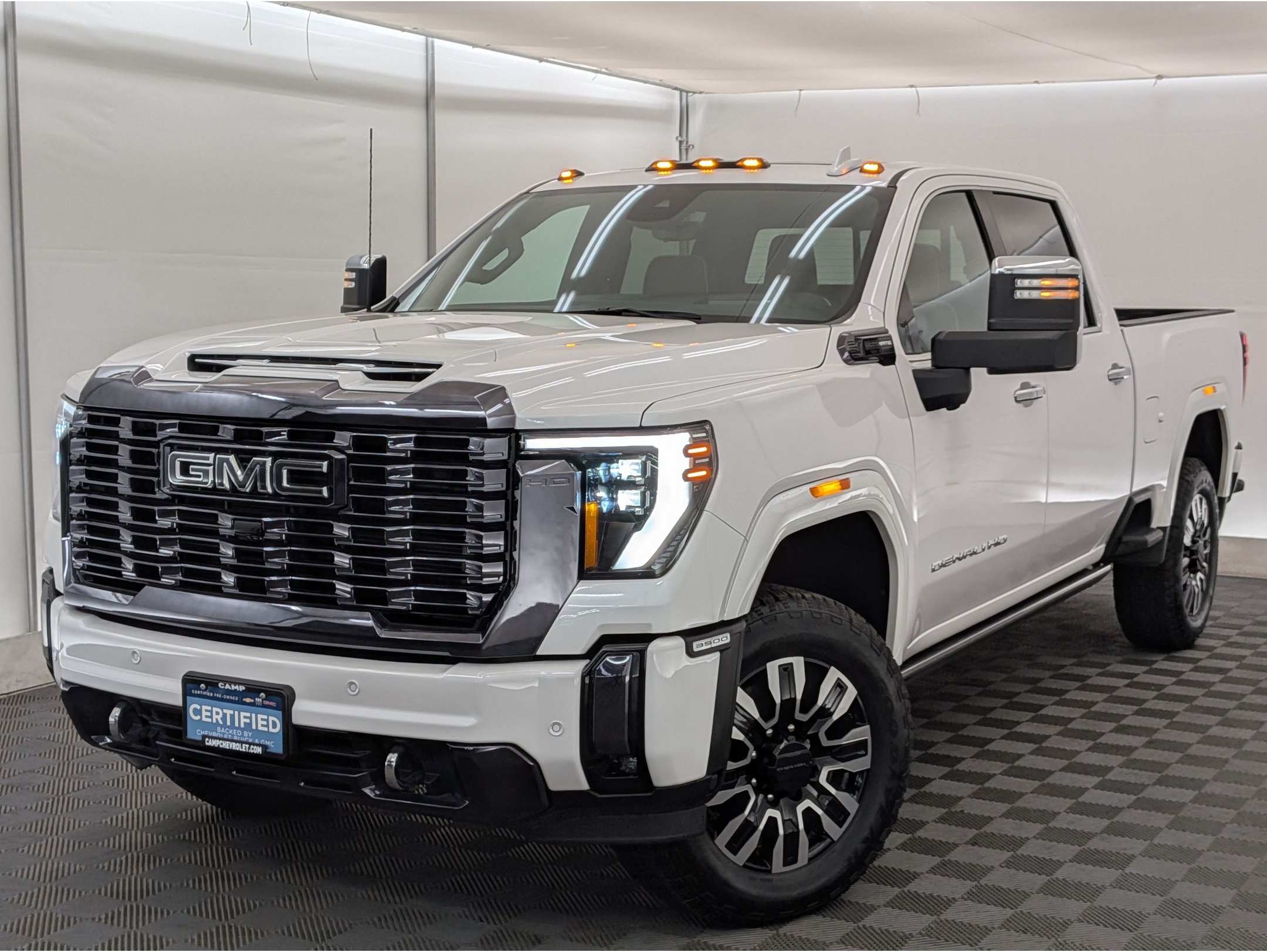 2024 GMC Sierra 3500HD Denali Ultimate's photo