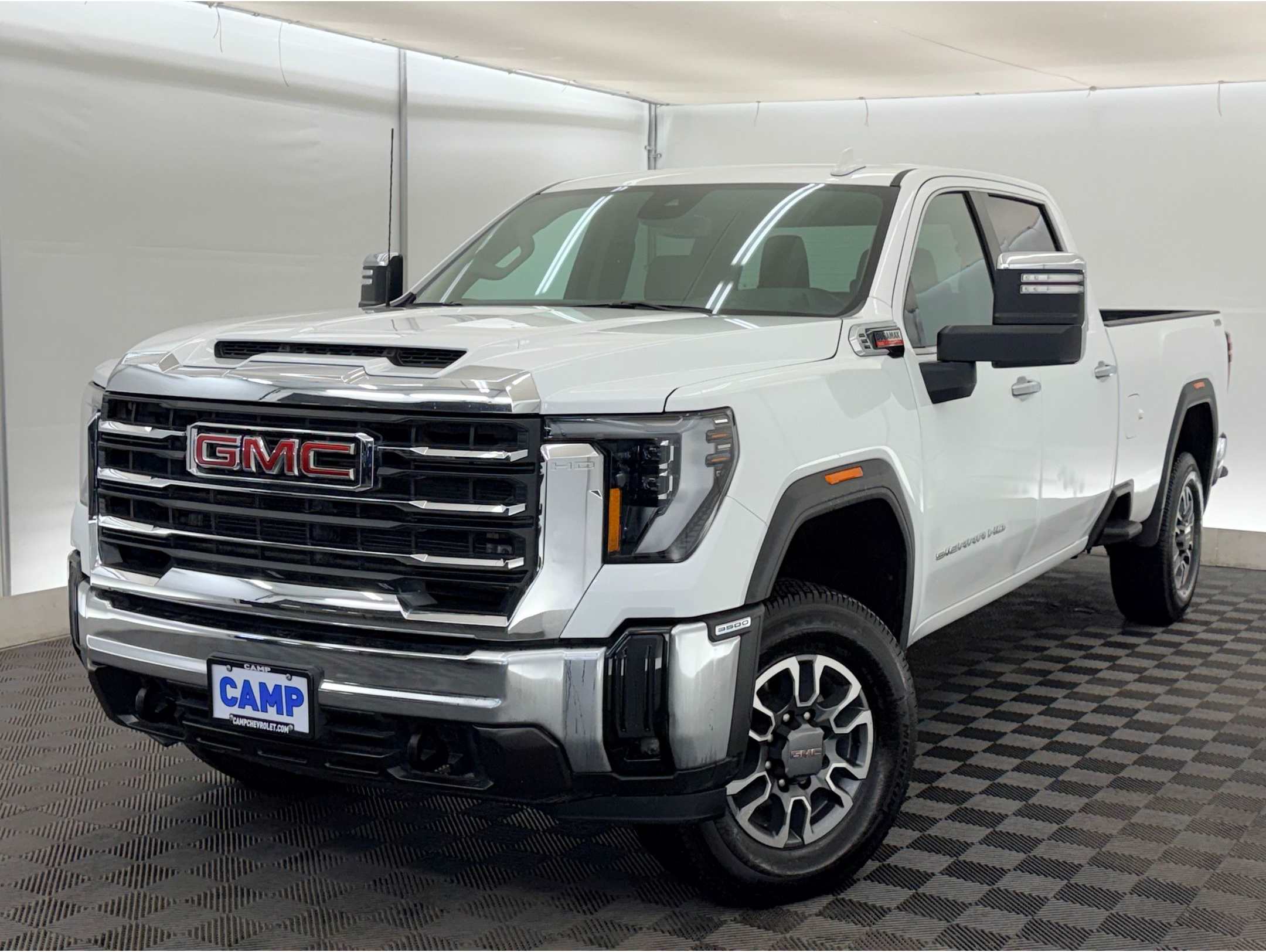 2025 GMC Sierra 3500HD SLT's photo