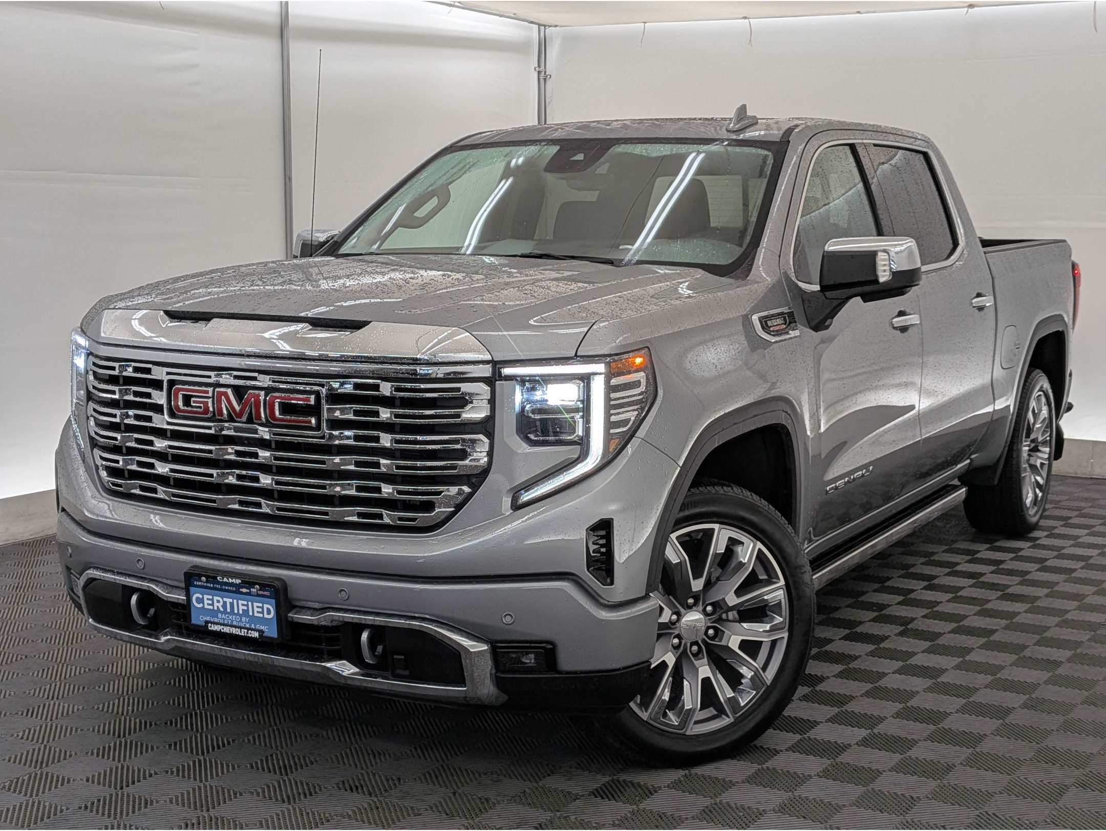 2025 GMC Sierra 1500 Denali's photo