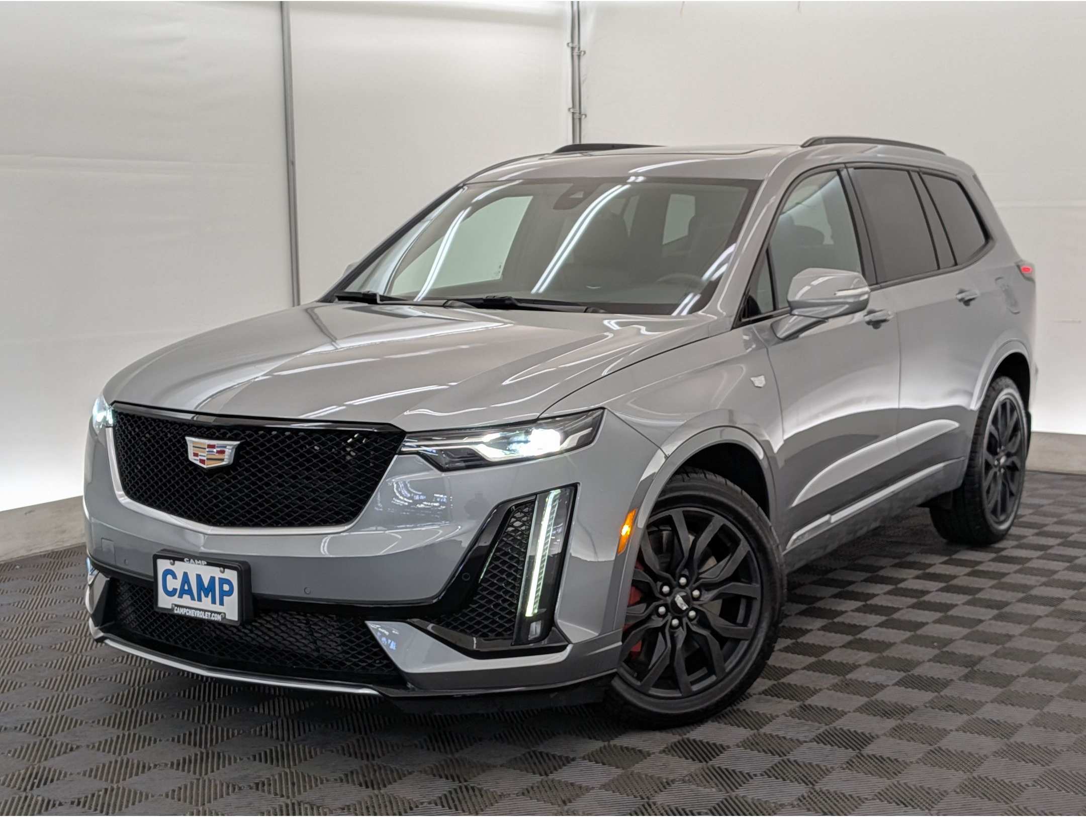 2024 Cadillac XT6 Sport's photo