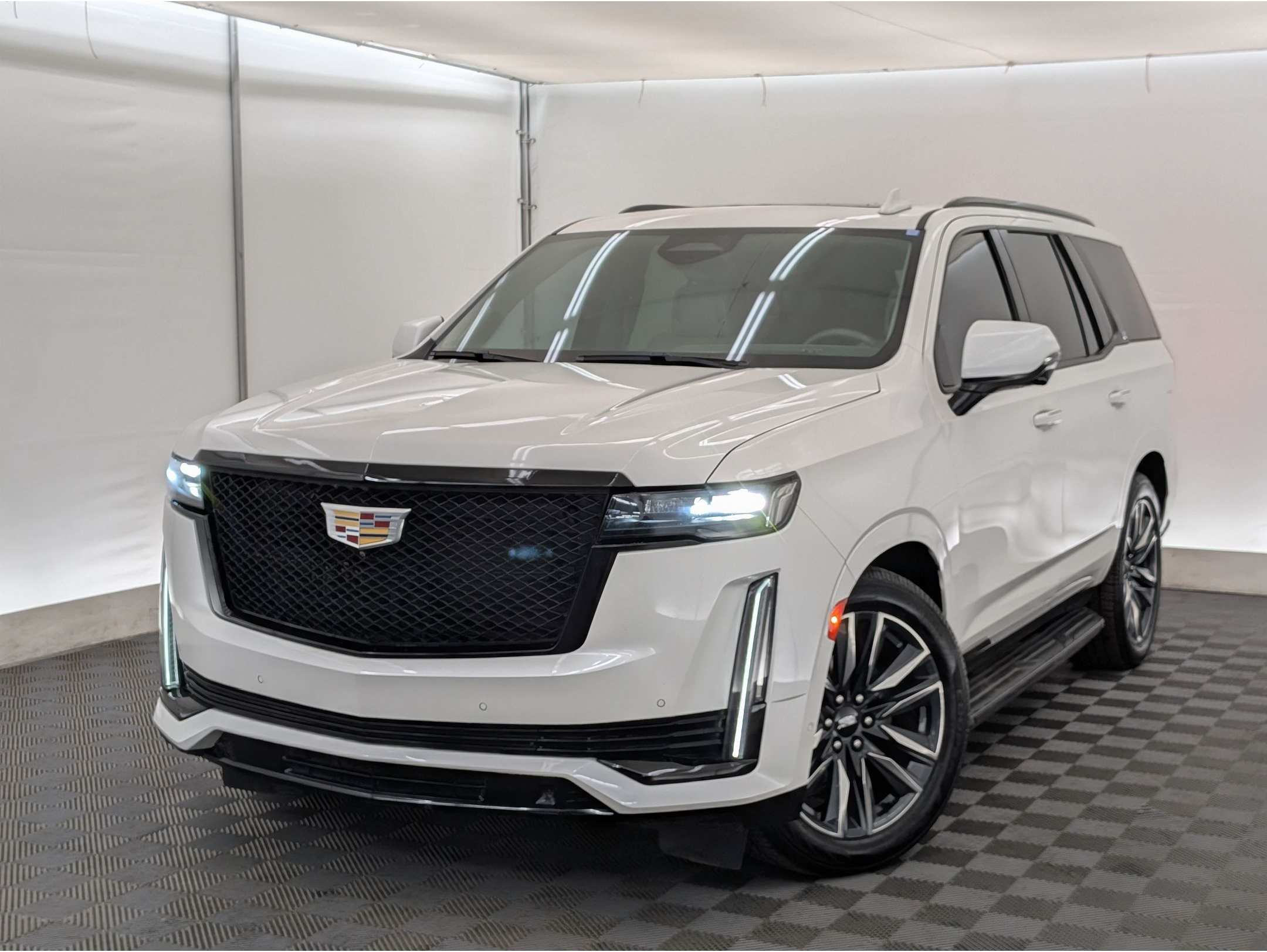 2021 Cadillac Escalade Sport Platinum's photo