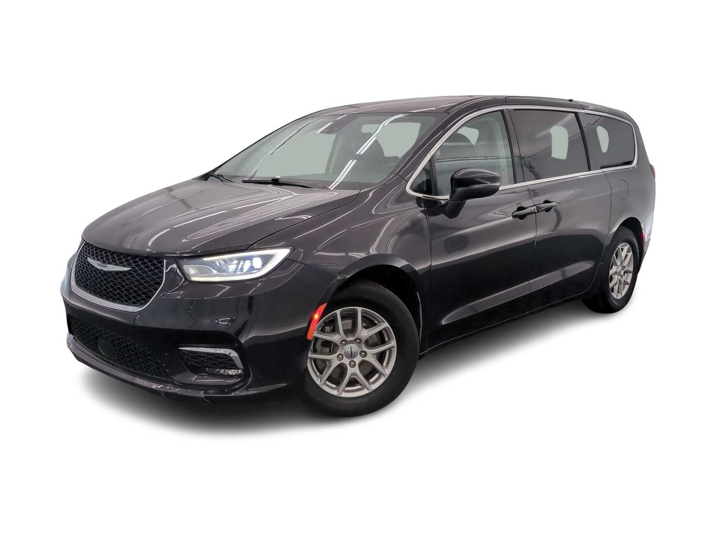 Thumbnail: 2023 Chrysler Pacifica - 1