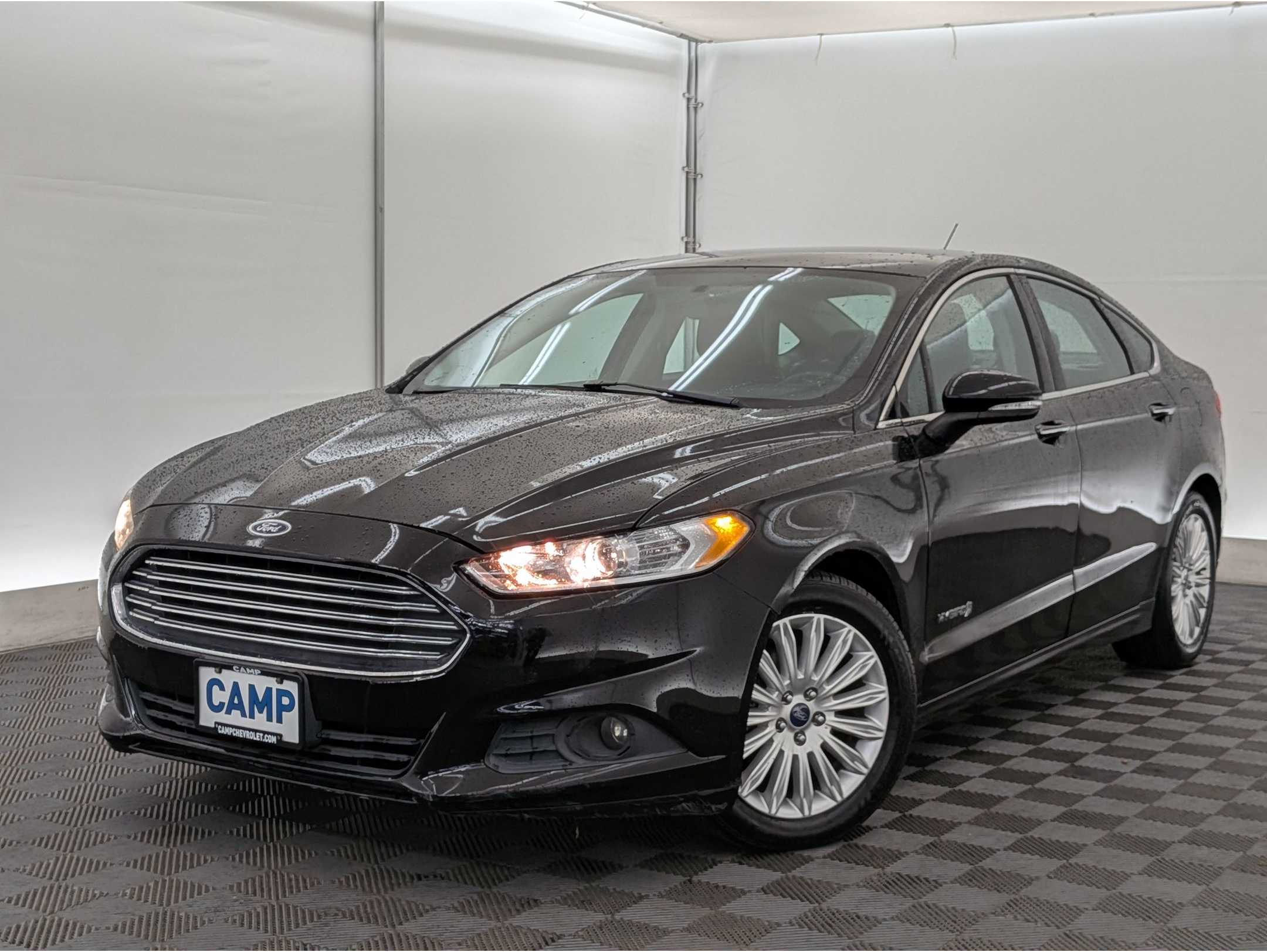 2016 Ford Fusion Hybrid SE