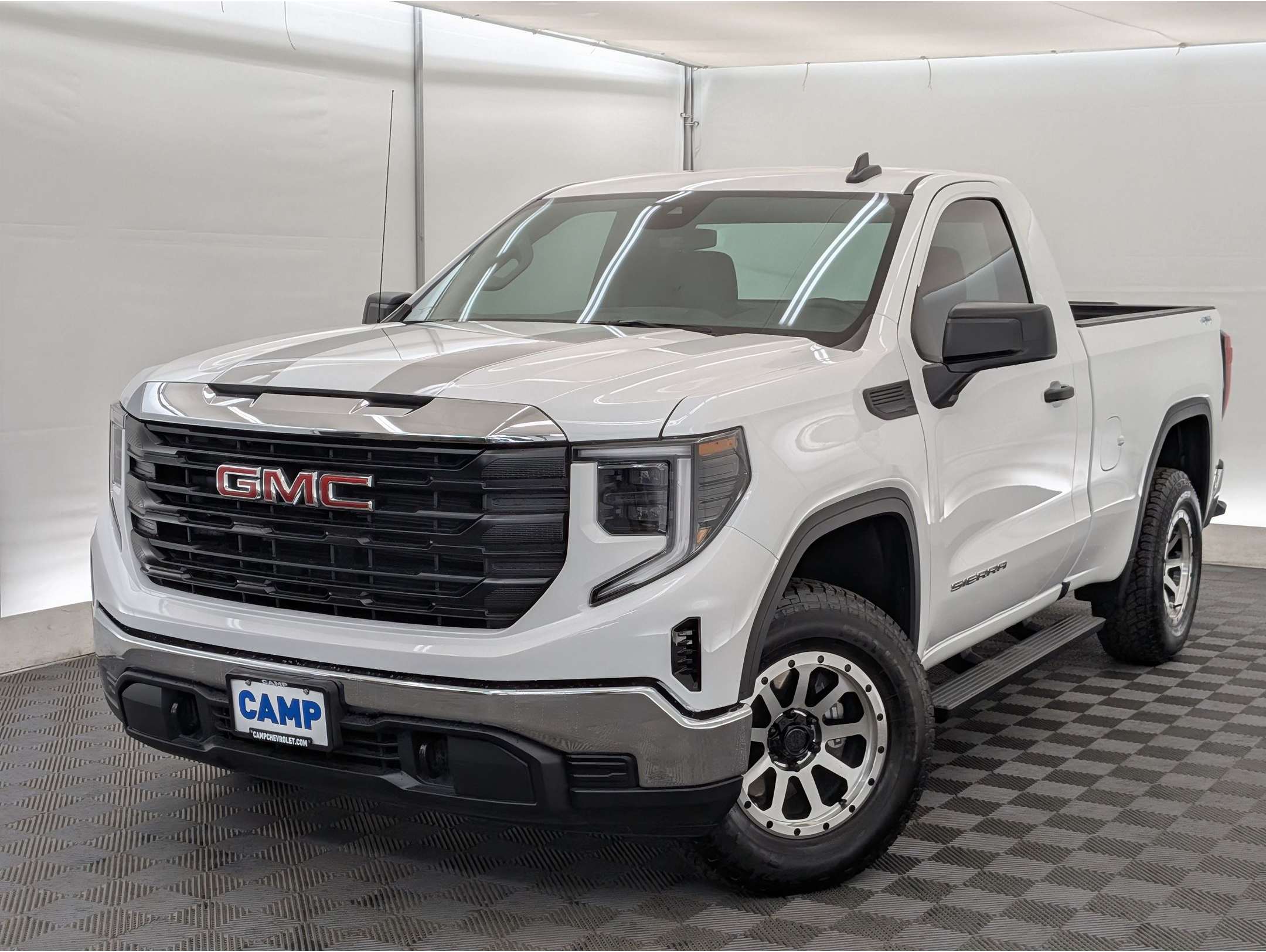 2024 GMC Sierra 1500 Pro's photo
