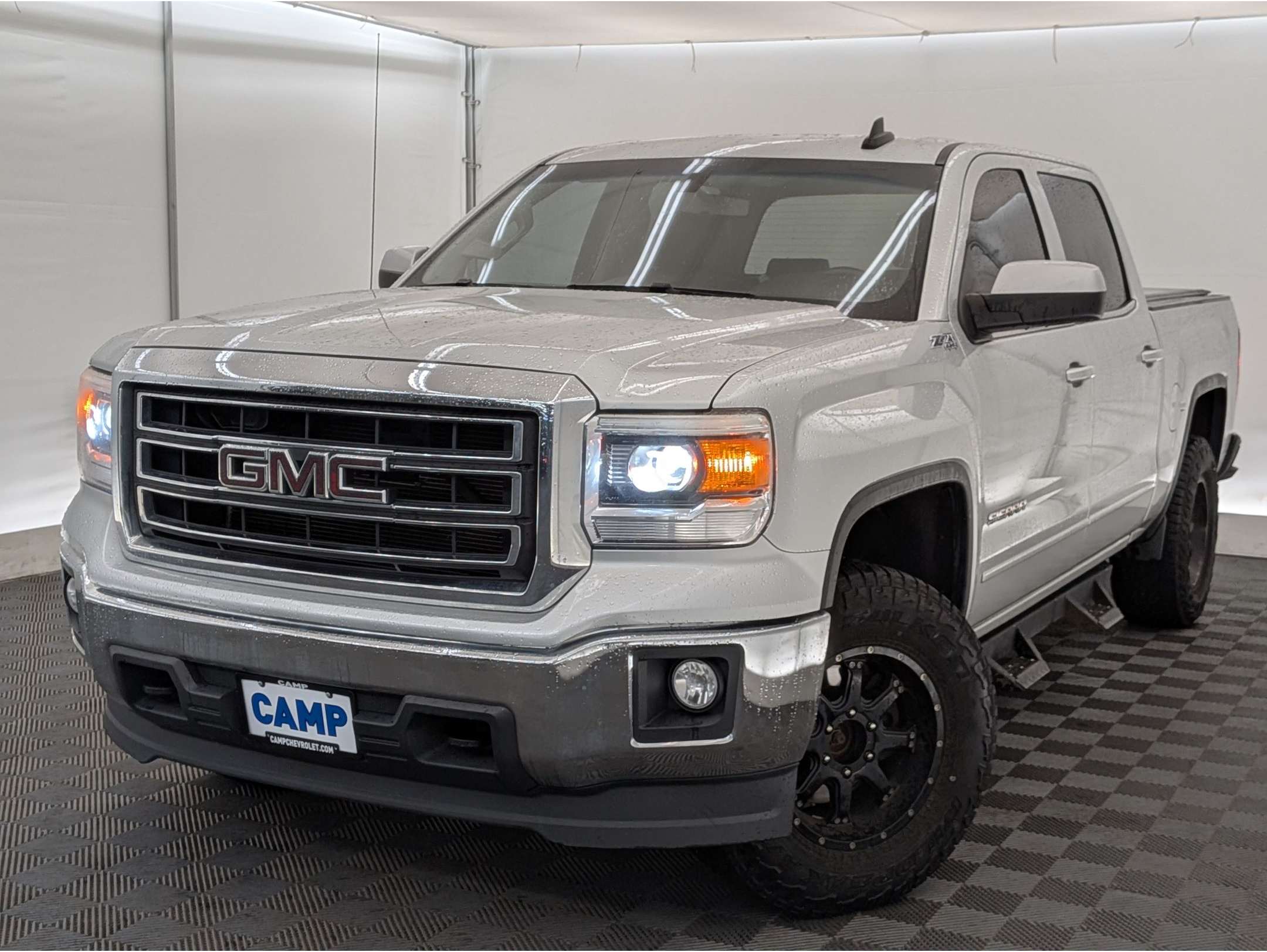 2015 GMC Sierra 1500 SLE's photo