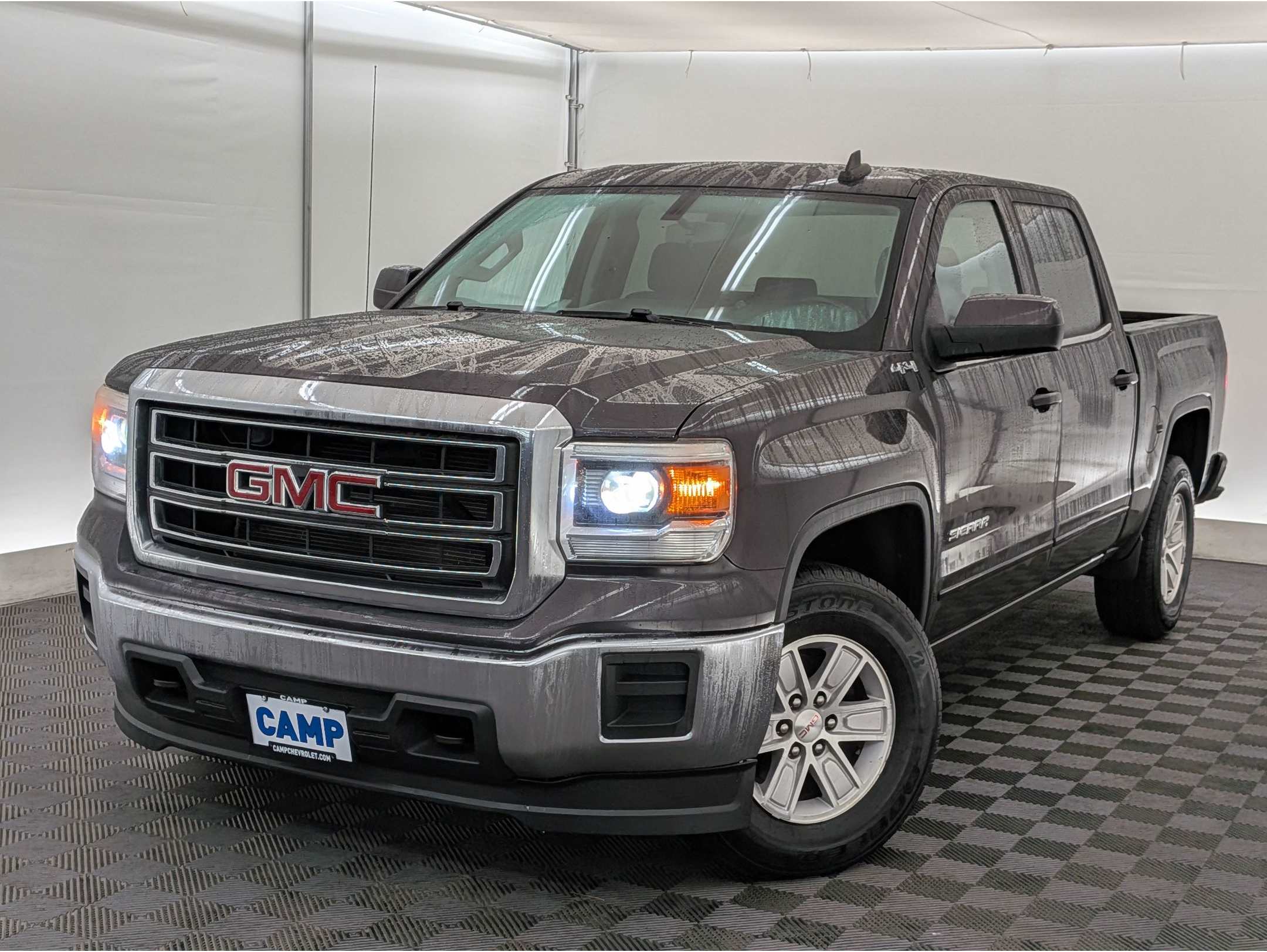 2015 GMC Sierra 1500 SLE's photo