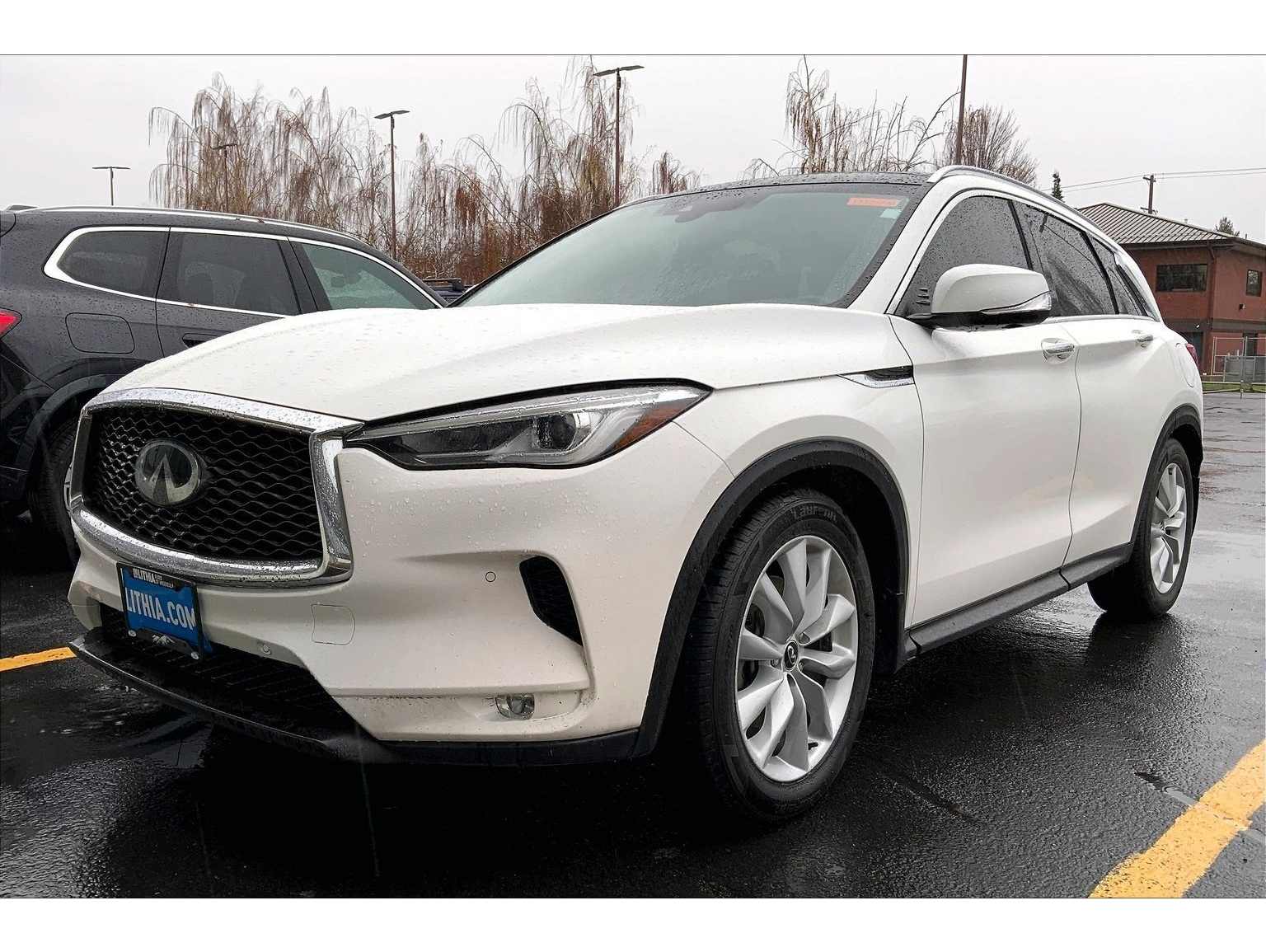2019 INFINITI QX50 Essential's photo