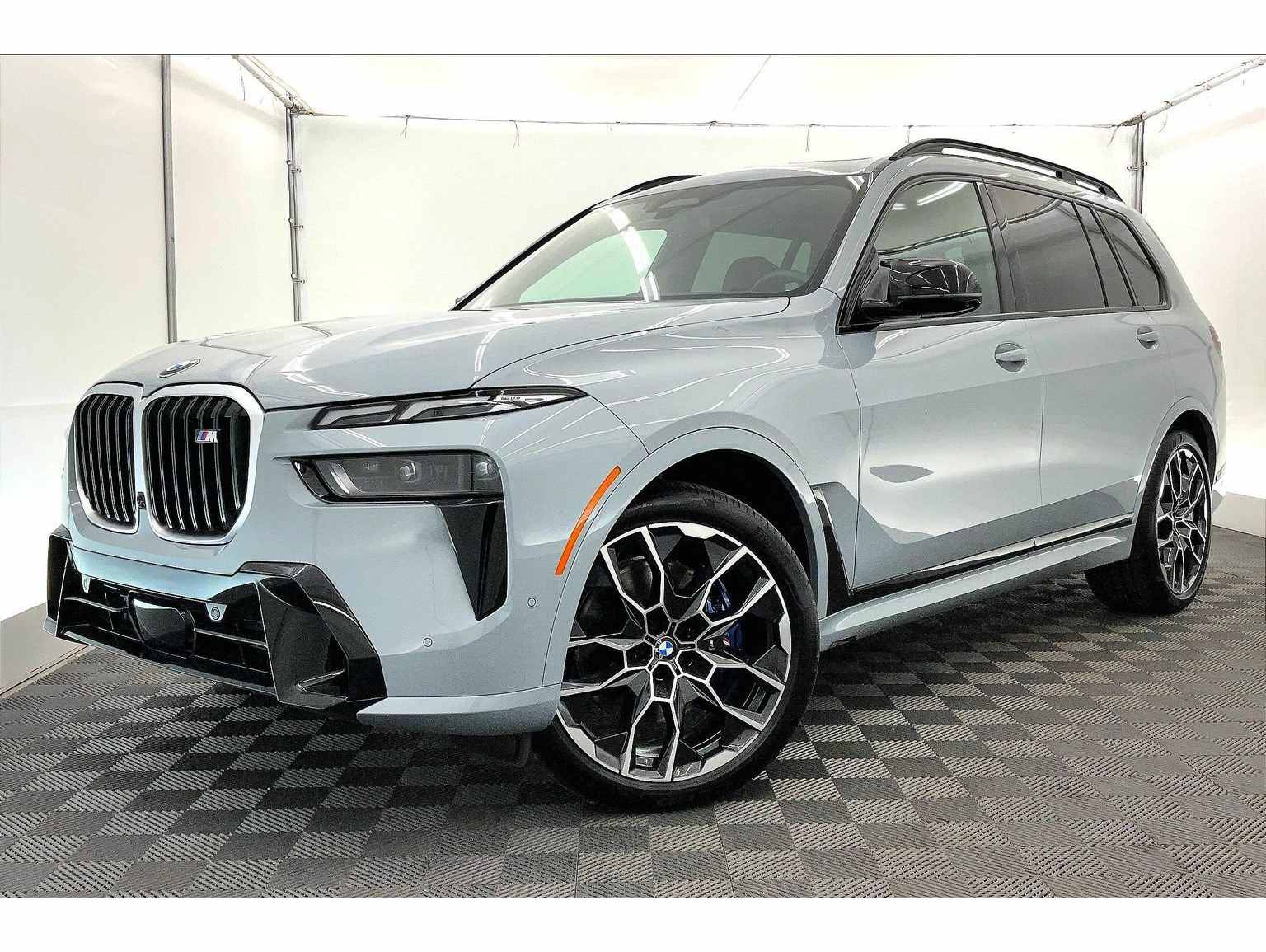 2026 BMW X7