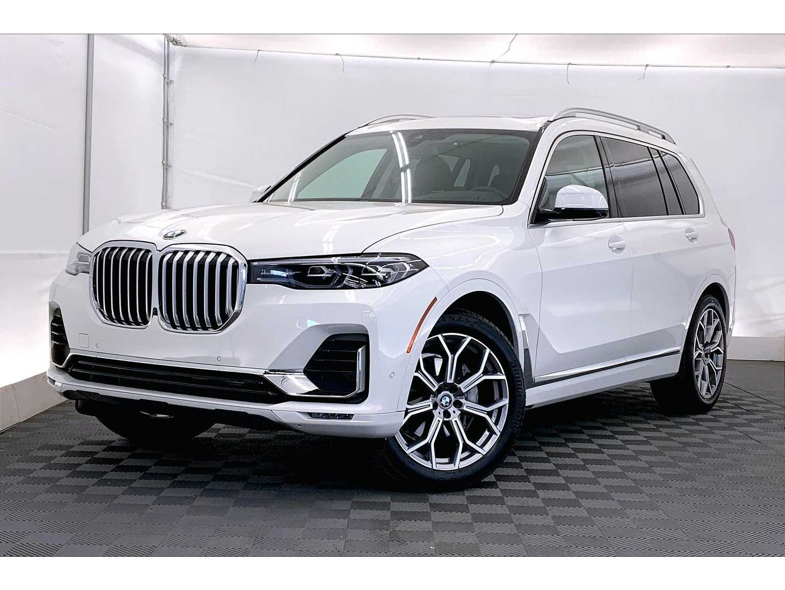 2021 BMW X7 40i