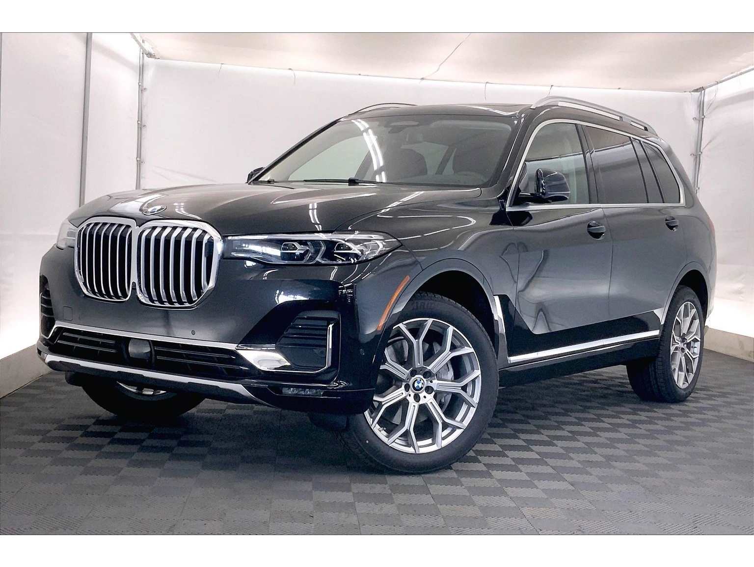 2022 BMW X7 40i